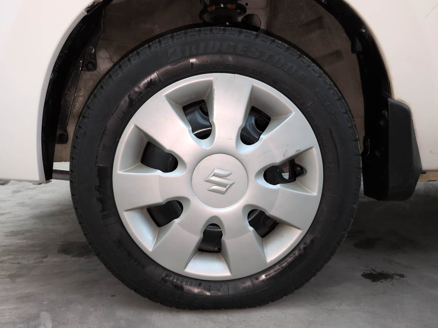 Used 2016 Maruti Suzuki Alto K10 VXi (O) Petrol Manual tyres LEFT FRONT TYRE RIM VIEW