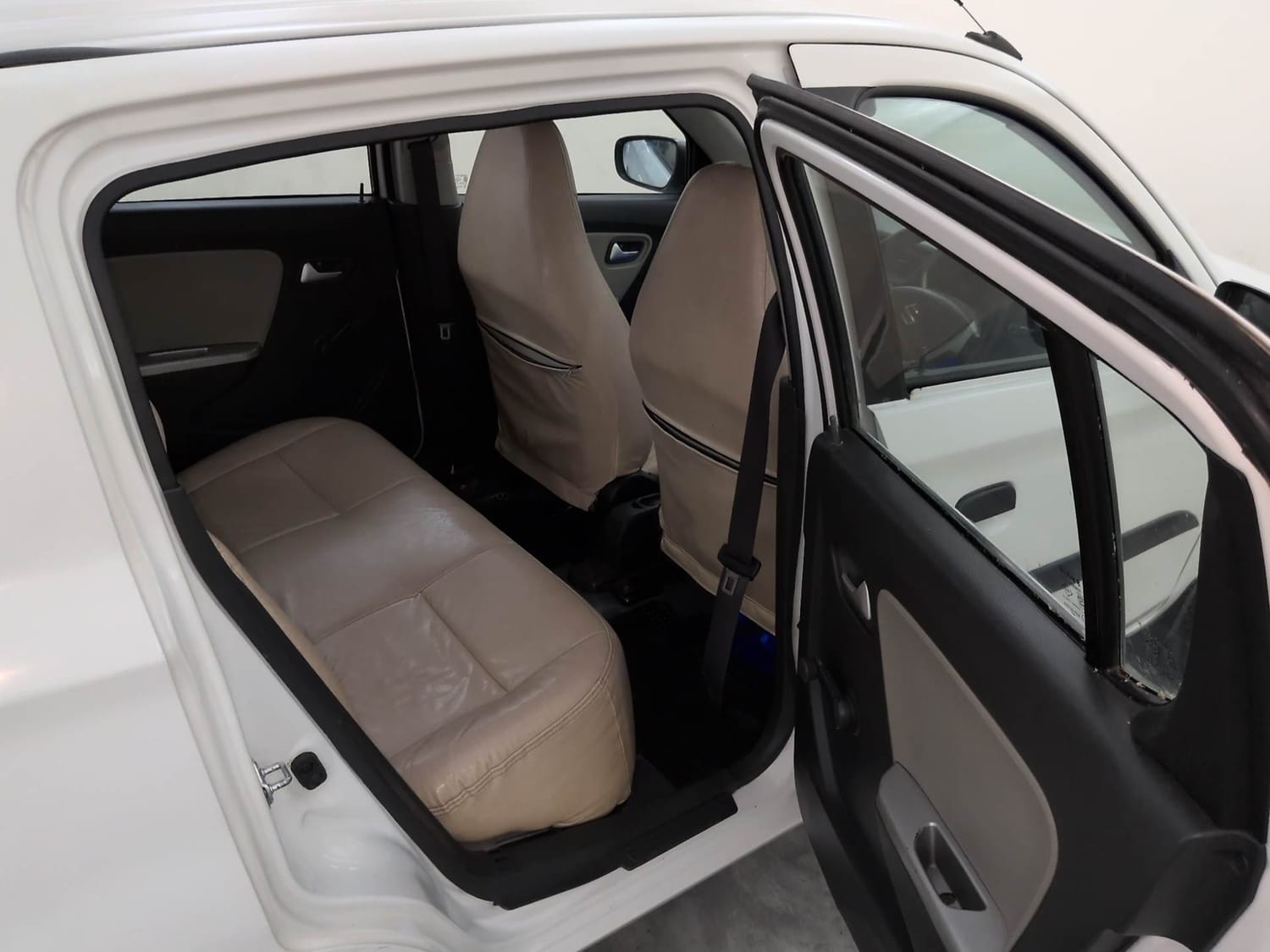 Used 2016 Maruti Suzuki Alto K10 VXi (O) Petrol Manual interior RIGHT SIDE REAR DOOR CABIN VIEW