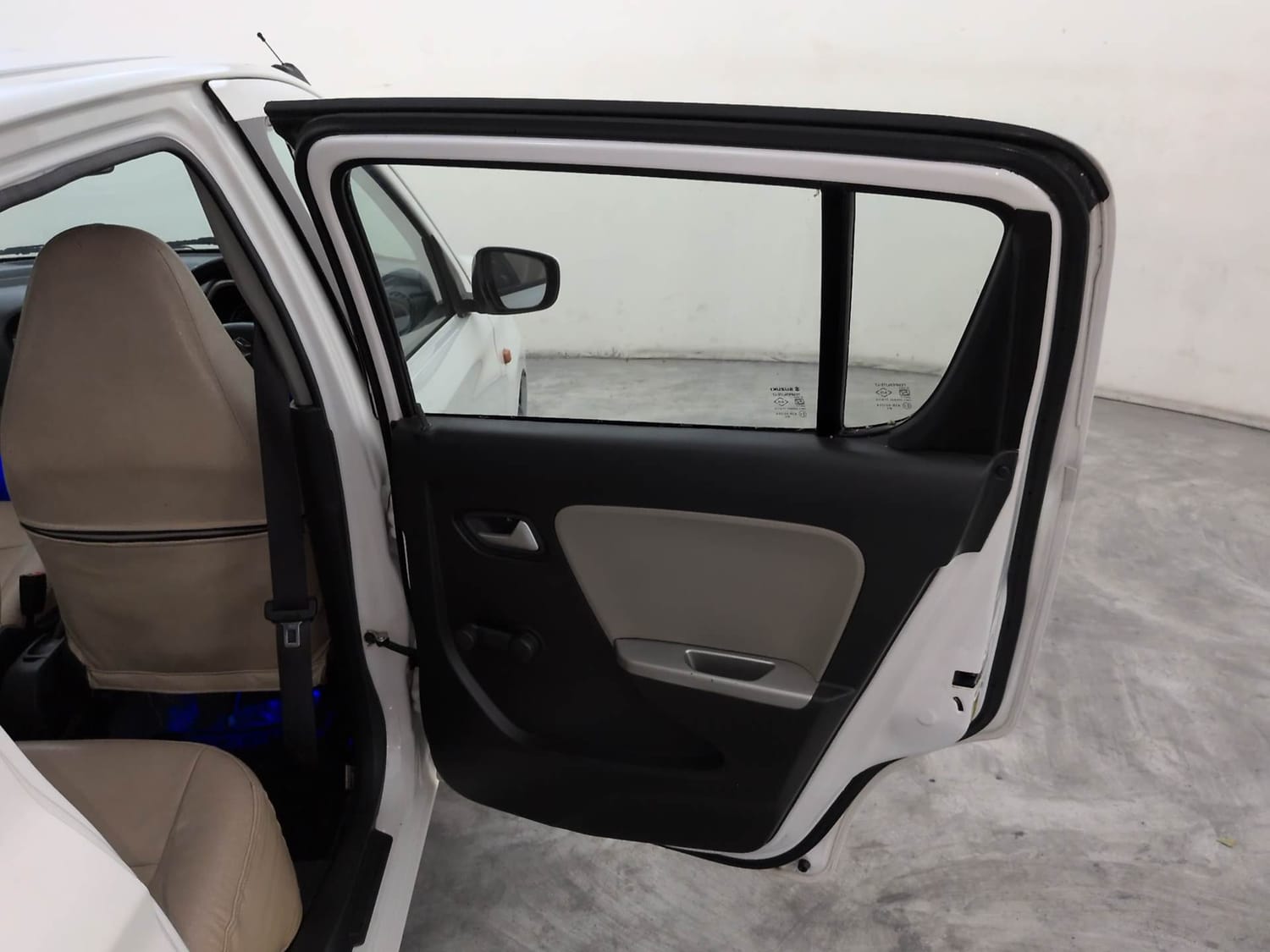 Used 2016 Maruti Suzuki Alto K10 VXi (O) Petrol Manual interior RIGHT REAR DOOR OPEN VIEW