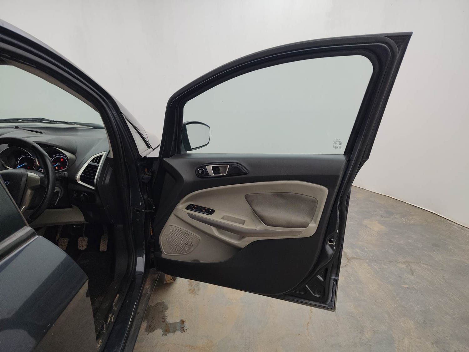 Used 2014 Ford EcoSport Titanium 1.5 Ti-VCT Petrol Manual interior RIGHT FRONT DOOR OPEN VIEW
