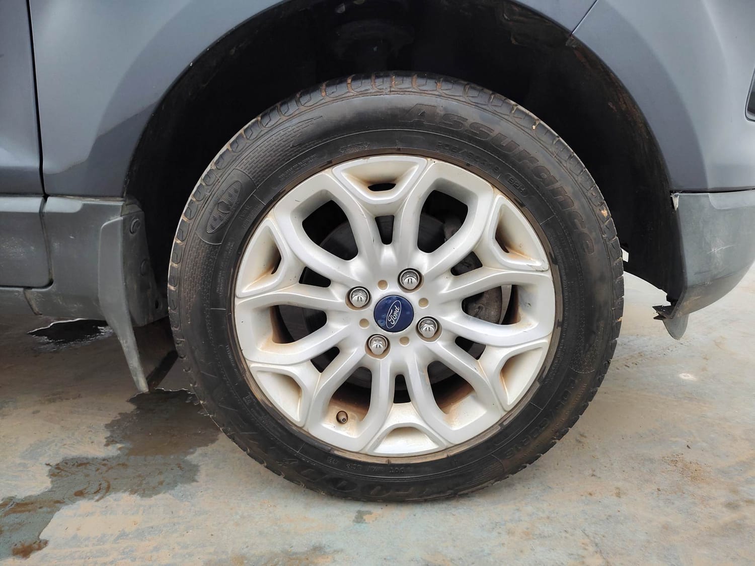 Used 2014 Ford EcoSport Titanium 1.5 Ti-VCT Petrol Manual tyres RIGHT FRONT TYRE RIM VIEW