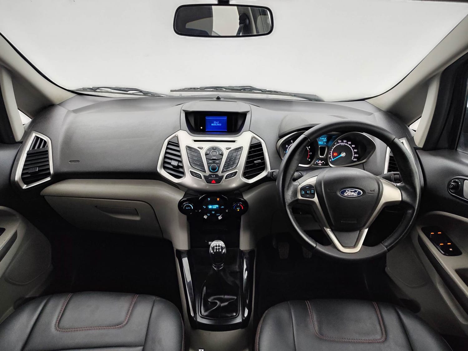 Used 2014 Ford EcoSport Titanium 1.5 Ti-VCT Petrol Manual interior DASHBOARD VIEW