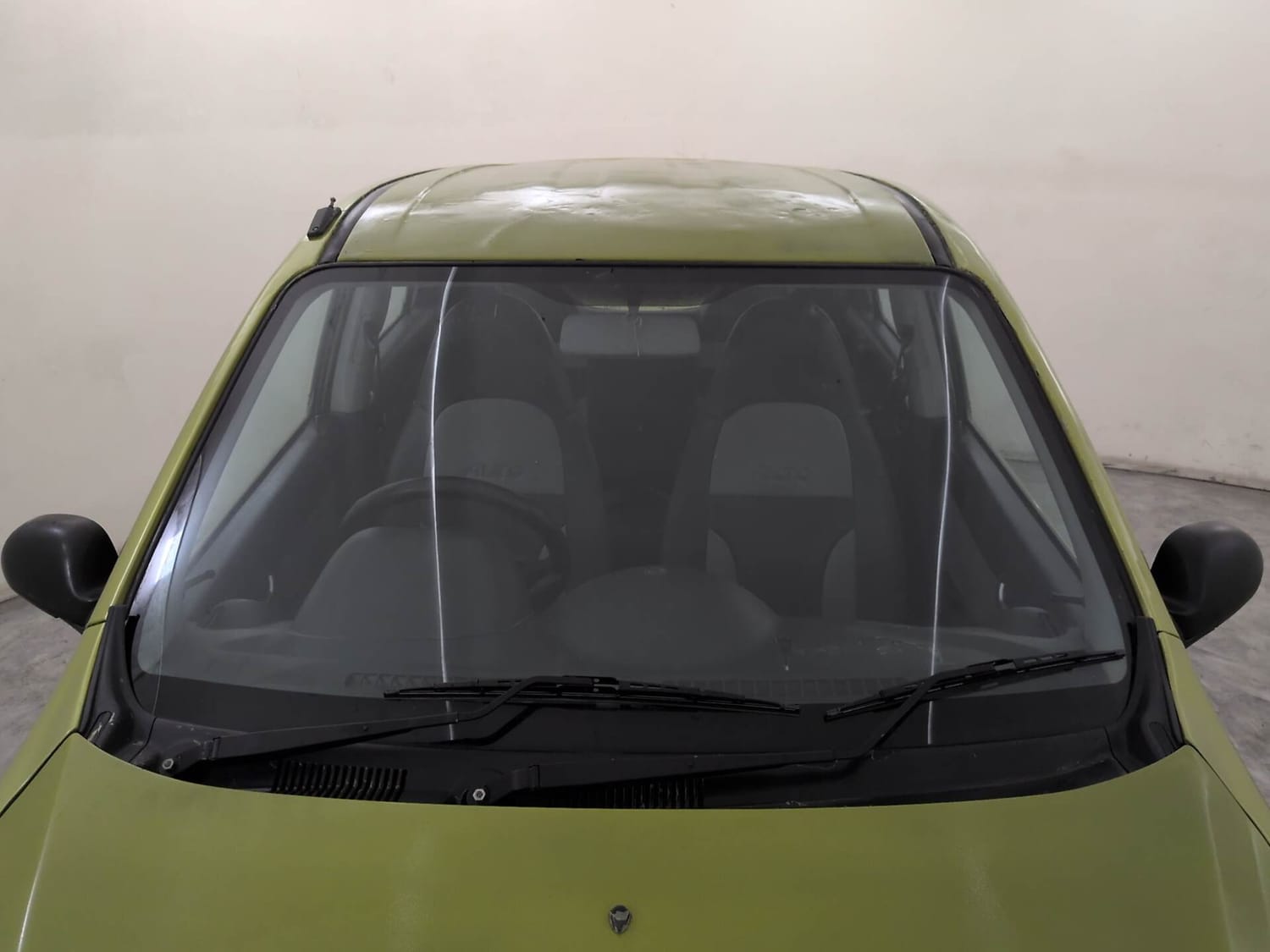 Used 2016 Maruti Suzuki Alto 800 Lxi Petrol Manual exterior FRONT WINDSHIELD VIEW