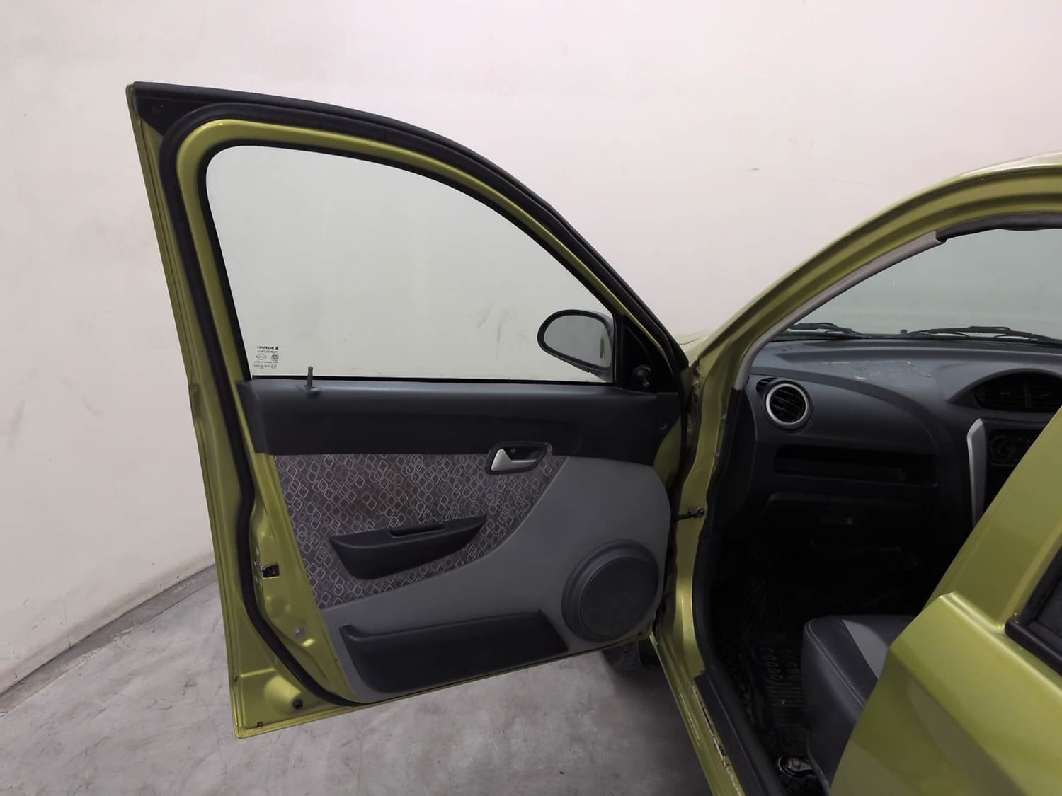 Used 2016 Maruti Suzuki Alto 800 Lxi Petrol Manual interior LEFT FRONT DOOR OPEN VIEW