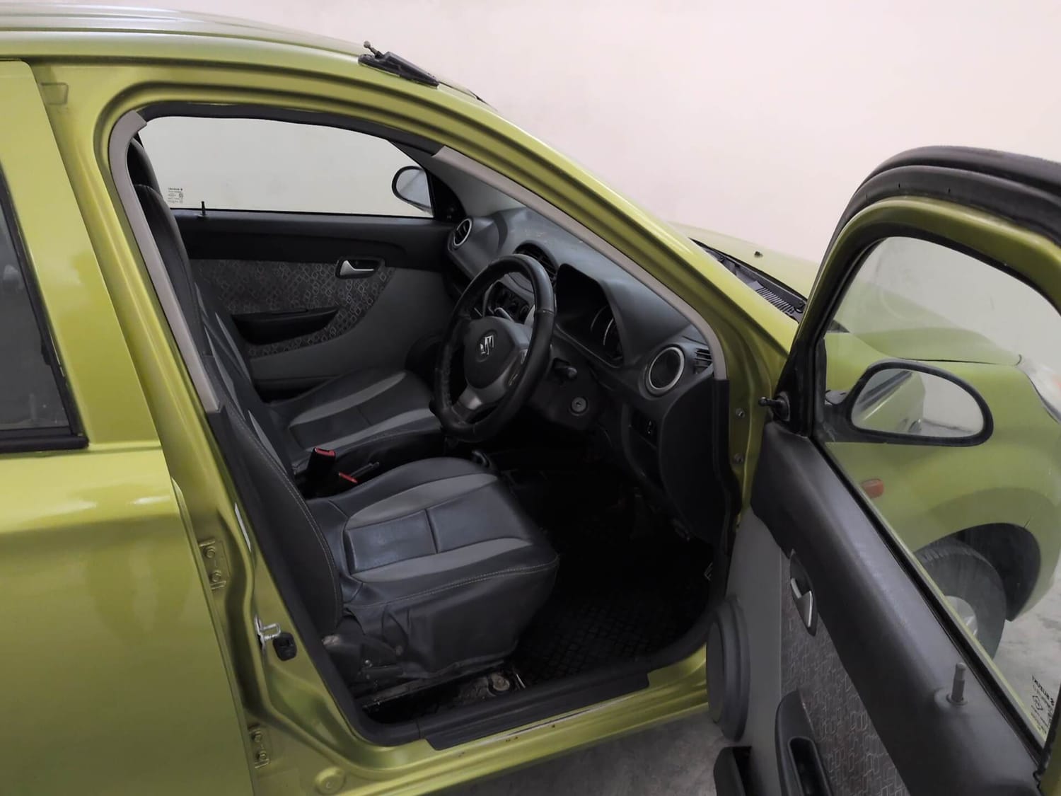 Used 2016 Maruti Suzuki Alto 800 Lxi Petrol Manual interior RIGHT SIDE FRONT DOOR CABIN VIEW