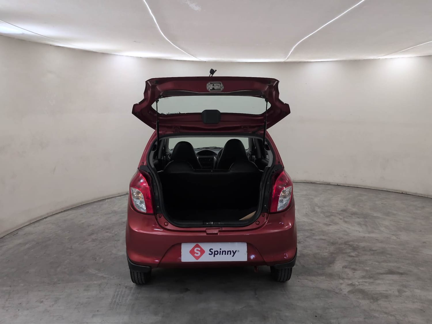 Used 2018 Maruti Suzuki Alto 800 LXi Petrol Manual interior DICKY DOOR OPEN VIEW