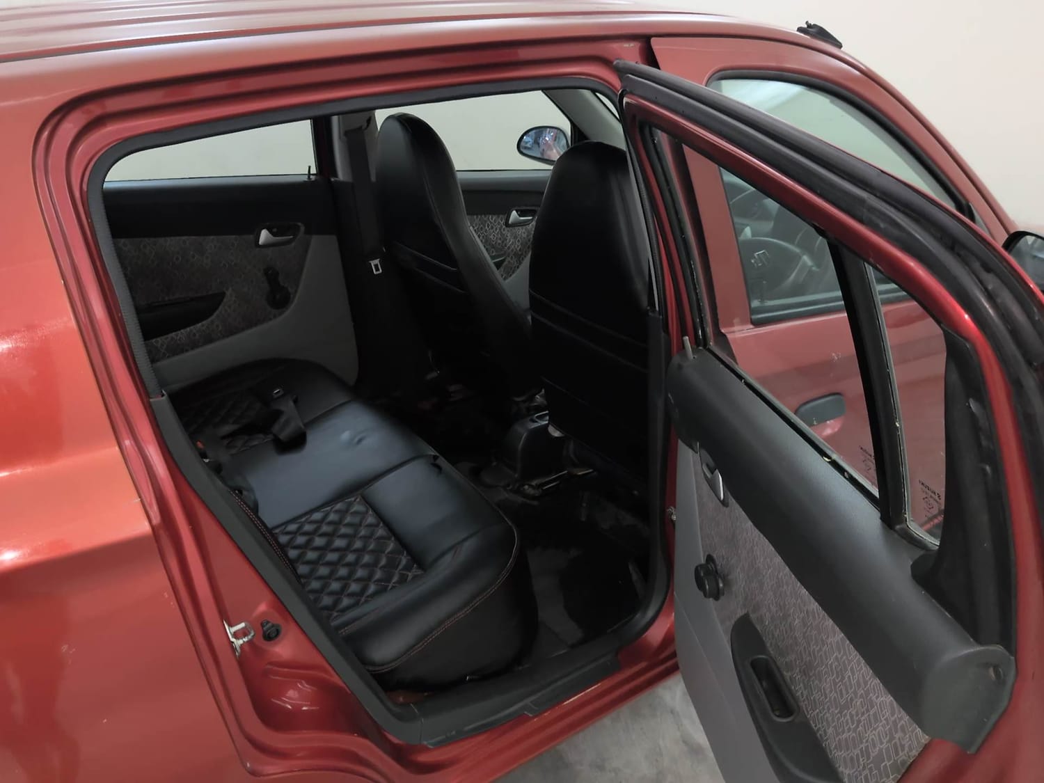 Used 2018 Maruti Suzuki Alto 800 LXi Petrol Manual interior RIGHT SIDE REAR DOOR CABIN VIEW