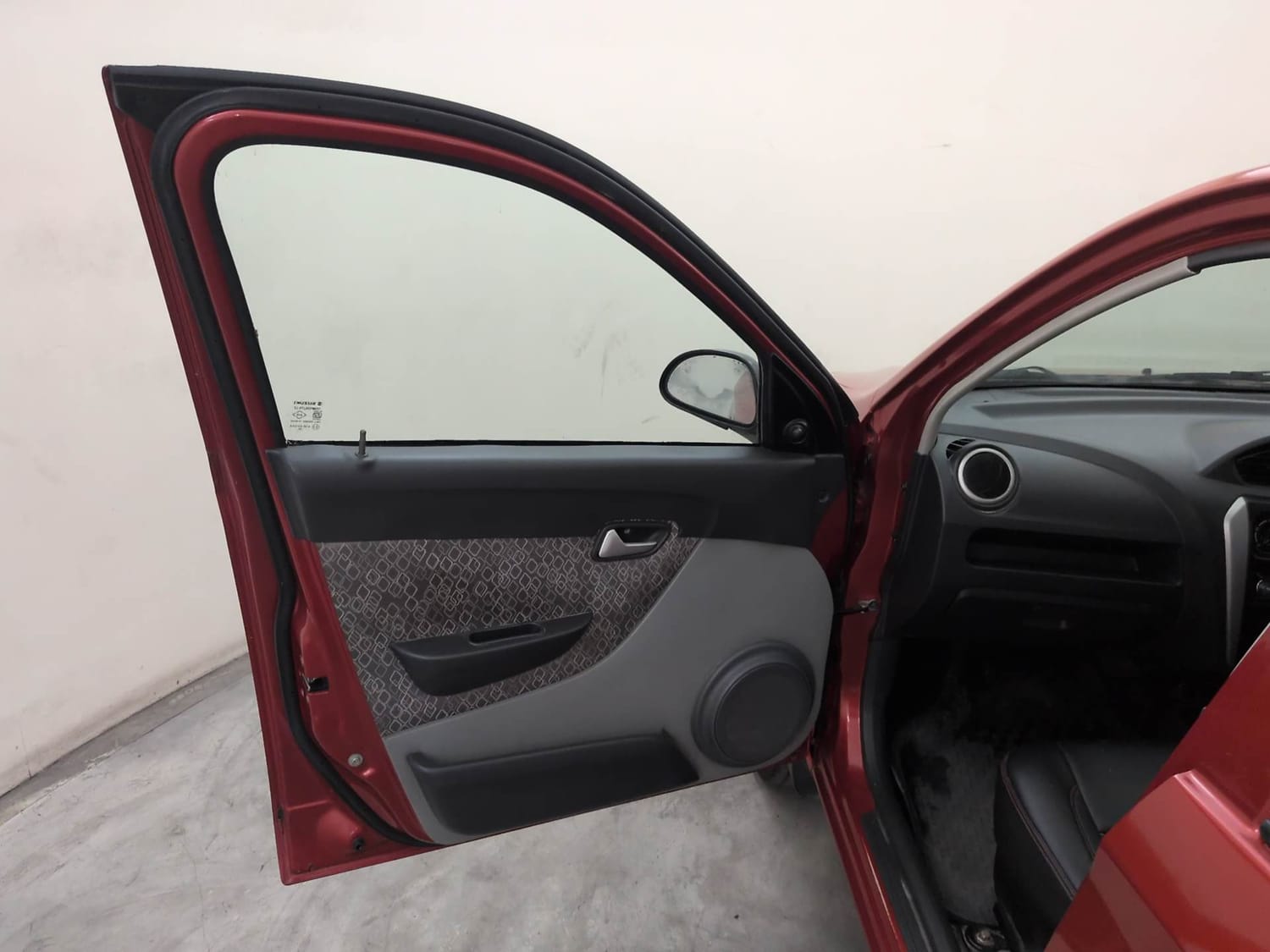 Used 2018 Maruti Suzuki Alto 800 LXi Petrol Manual interior LEFT FRONT DOOR OPEN VIEW