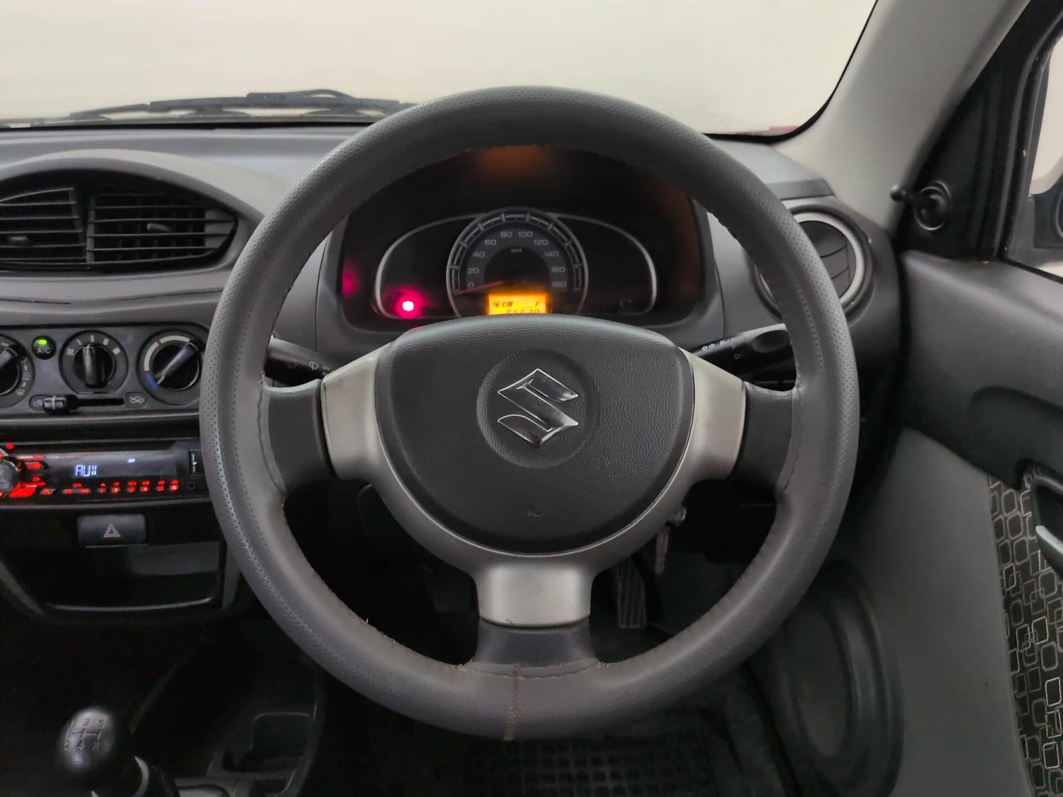 Used 2018 Maruti Suzuki Alto 800 LXi Petrol Manual interior STEERING VIEW