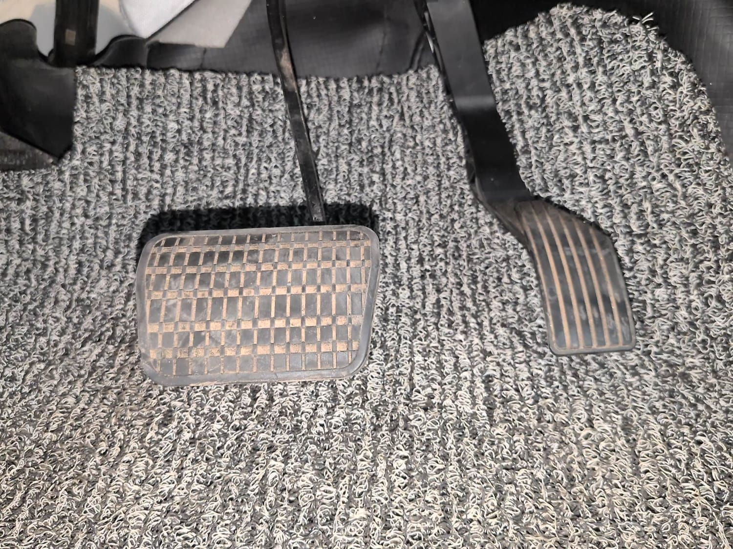 Used 2025 Tata Altroz XZA Lux Petrol Petrol Automatic interior PEDALS VIEW