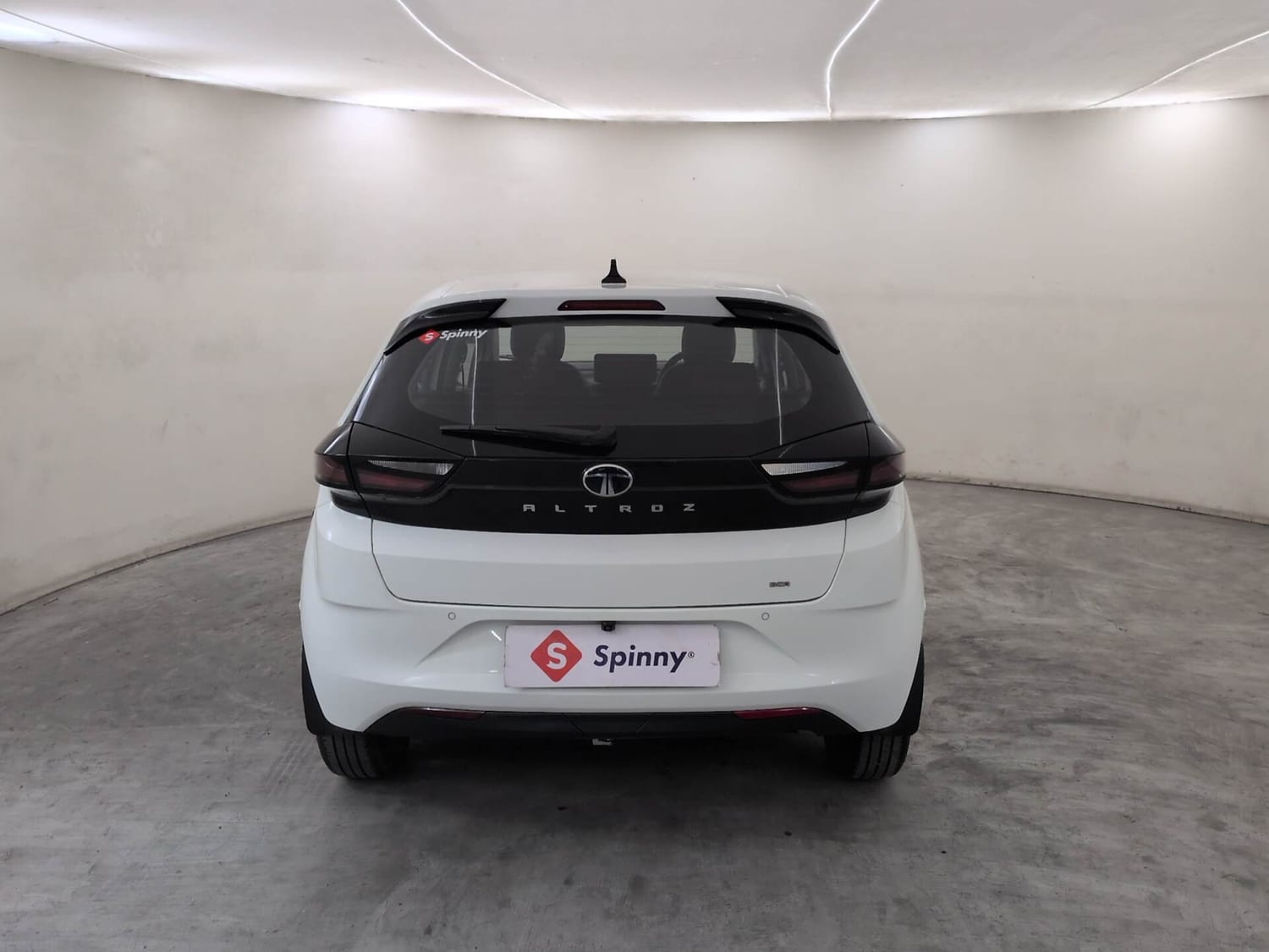 Used 2025 Tata Altroz XZA Lux Petrol Petrol Automatic exterior BACK VIEW
