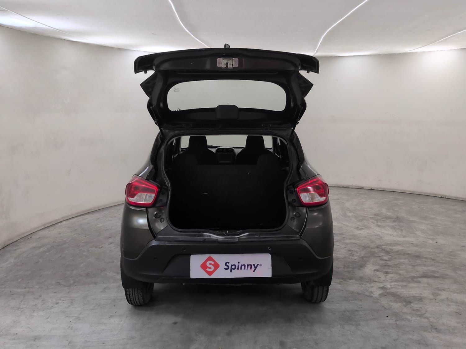Used 2017 Renault Kwid 1.0 RXT AMT Petrol Automatic interior DICKY DOOR OPEN VIEW