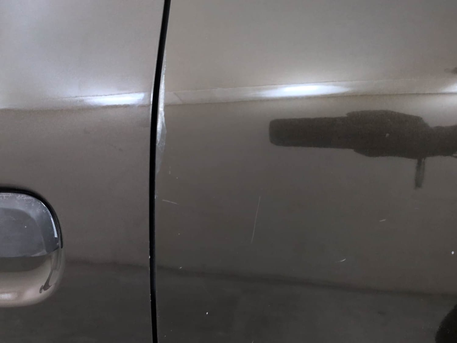 Used 2017 Renault Kwid 1.0 RXT AMT Petrol Automatic dents MINOR SCRATCH