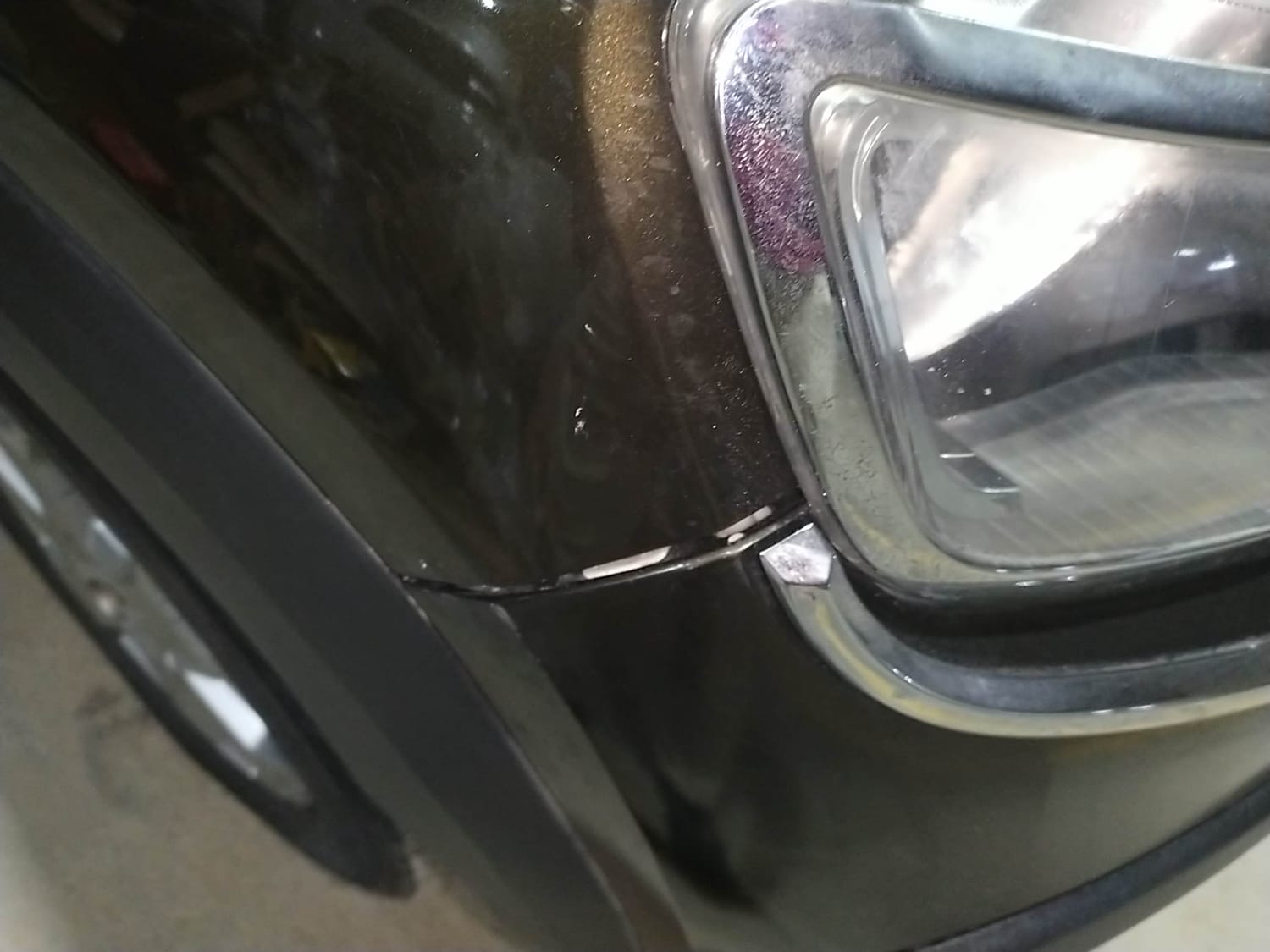 Used 2018 Renault Kwid CLIMBER 1.0 AMT Petrol Automatic dents MINOR SCRATCH