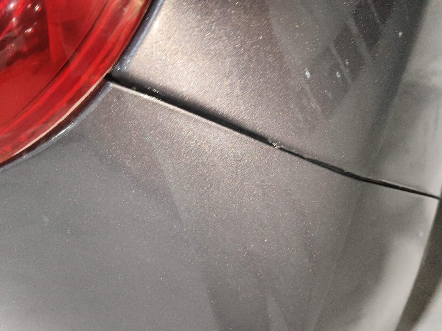 Used 2014 Hyundai Eon Magna Petrol Manual dents MINOR SCRATCH