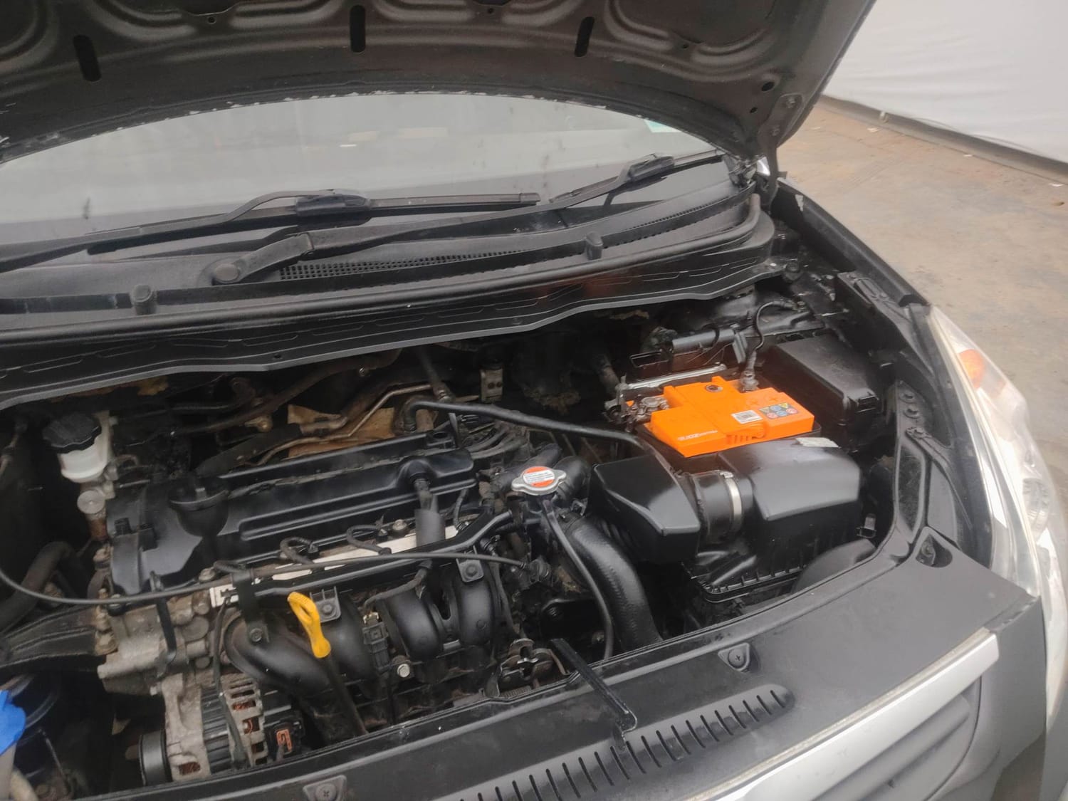 Used 2012 Hyundai i20 Sportz 1.2 BS-IV Petrol Manual engine ENGINE LEFT SIDE VIEW