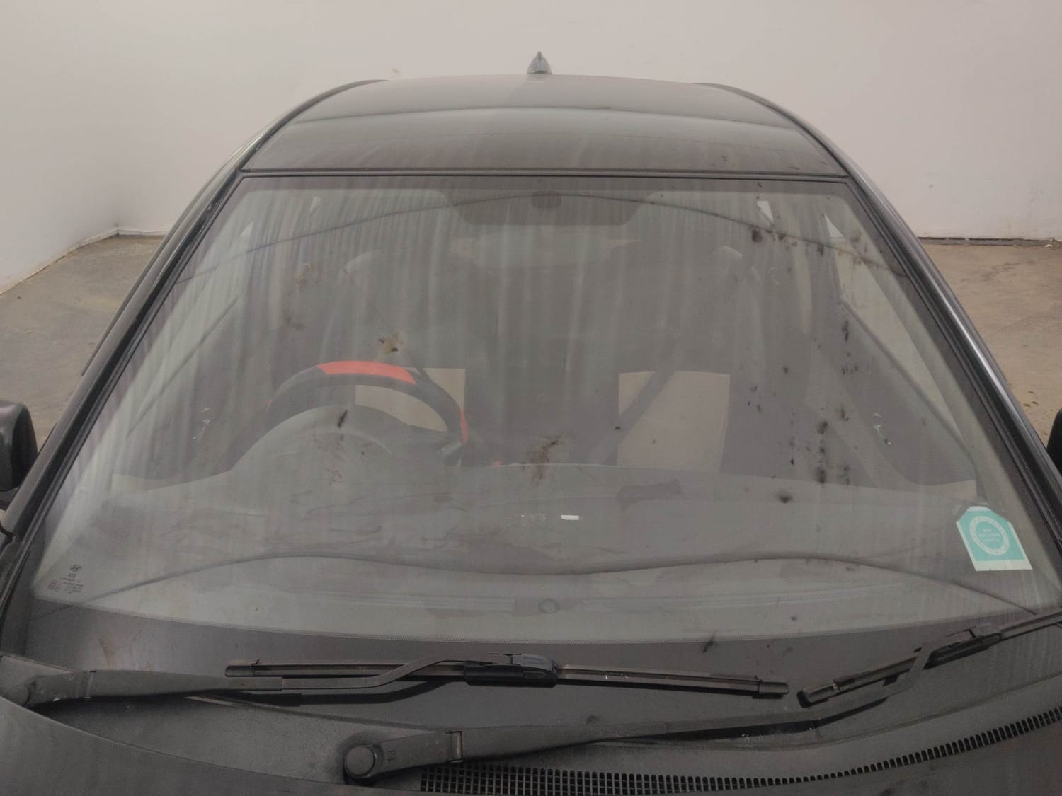 Used 2012 Hyundai i20 Sportz 1.2 BS-IV Petrol Manual exterior FRONT WINDSHIELD VIEW