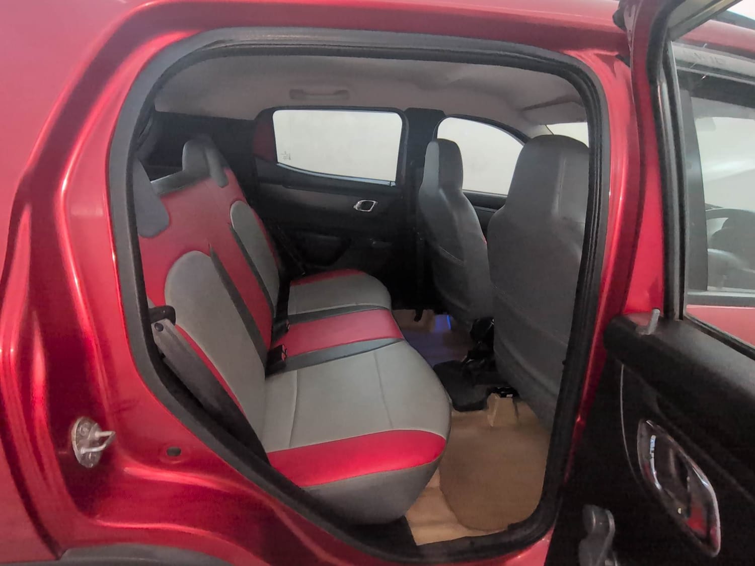 Used 2019 Renault Kwid RXT (O) 1.0 SCE Edition Petrol Manual interior RIGHT SIDE REAR DOOR CABIN VIEW