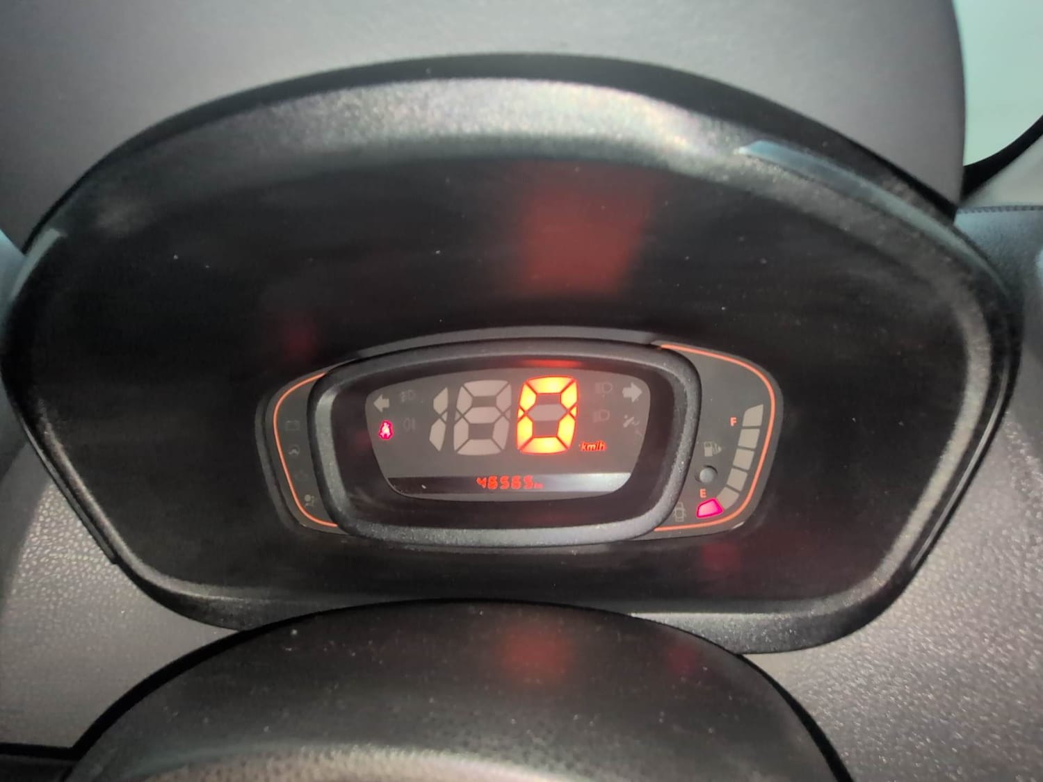 Used 2019 Renault Kwid RXT (O) 1.0 SCE Edition Petrol Manual interior CLUSTERMETER VIEW