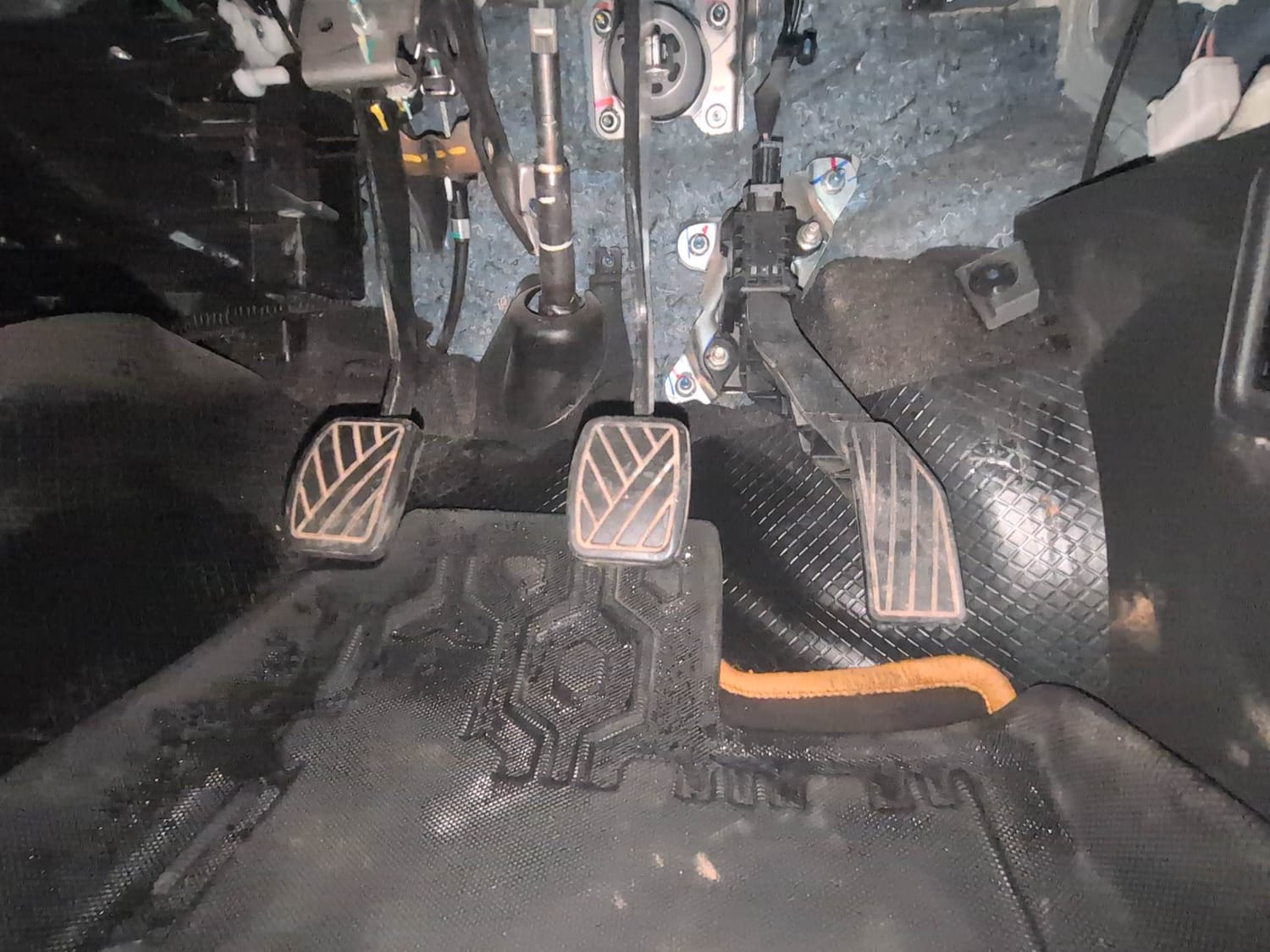Used 2025 Maruti Suzuki Alto K10 VXi Plus (O) Petrol Manual interior PEDALS VIEW