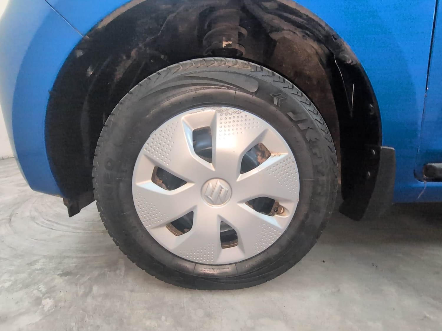 Used 2025 Maruti Suzuki Alto K10 VXi Plus (O) Petrol Manual tyres LEFT FRONT TYRE RIM VIEW
