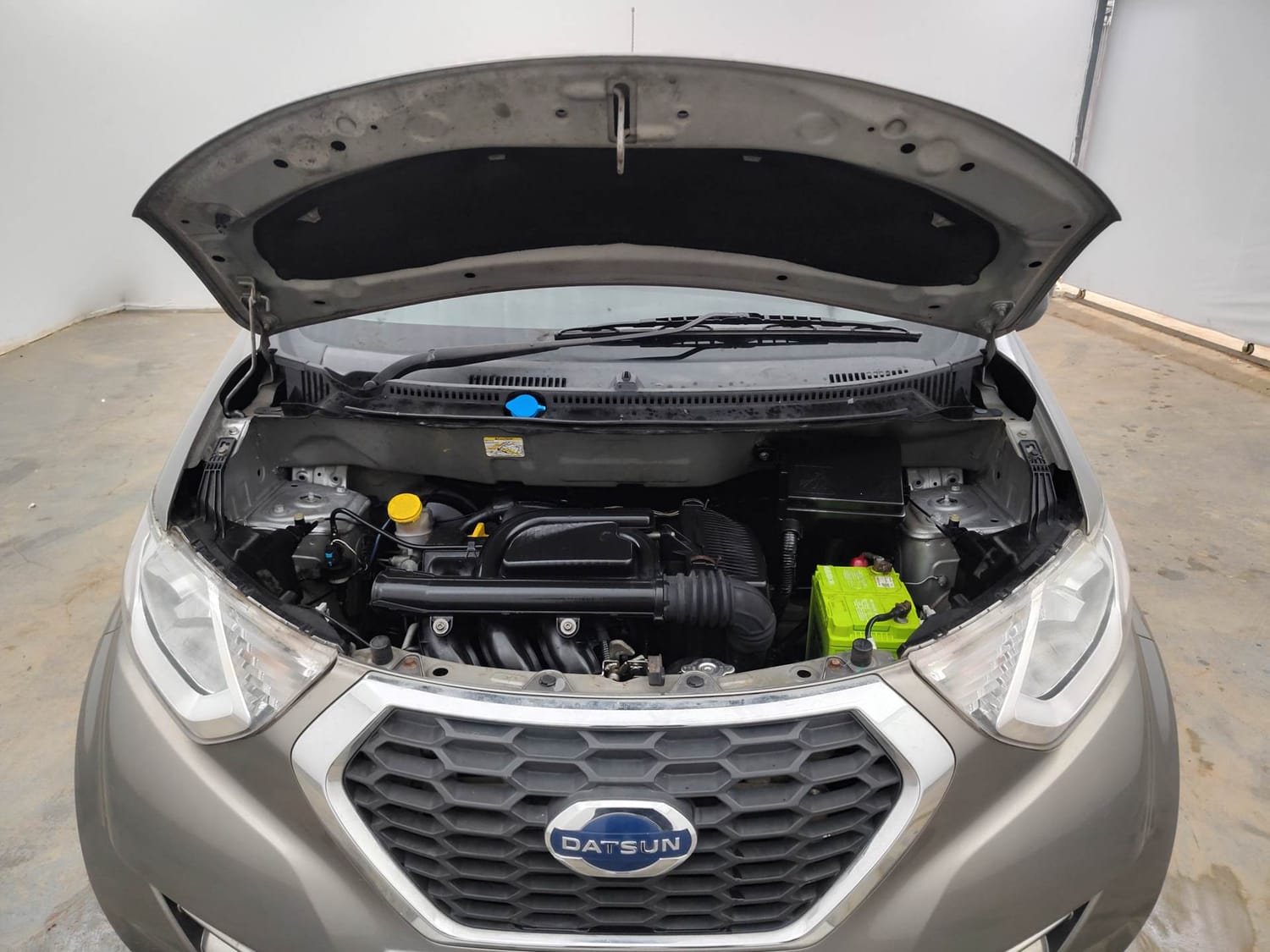 Used 2018 Datsun Redi-GO T (O) Petrol Manual engine ENGINE & BONNET OPEN FRONT VIEW