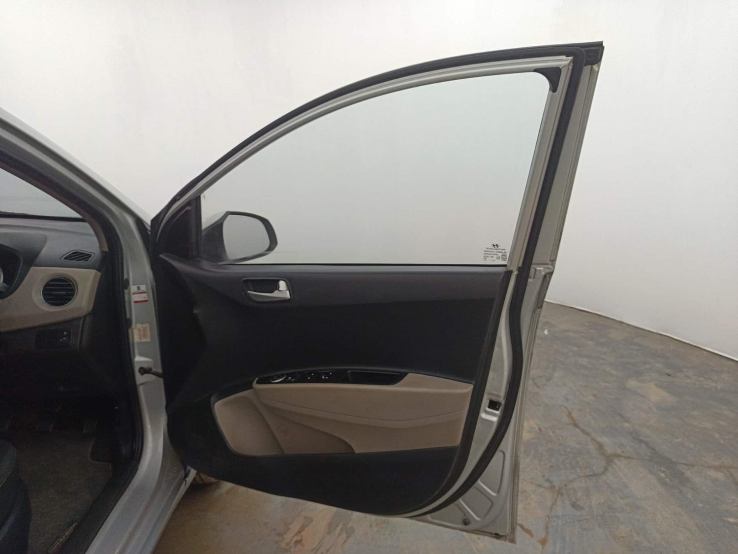 Used 2016 Hyundai Grand i10 Sportz 1.2 Kappa VTVT Petrol Manual interior RIGHT FRONT DOOR OPEN VIEW