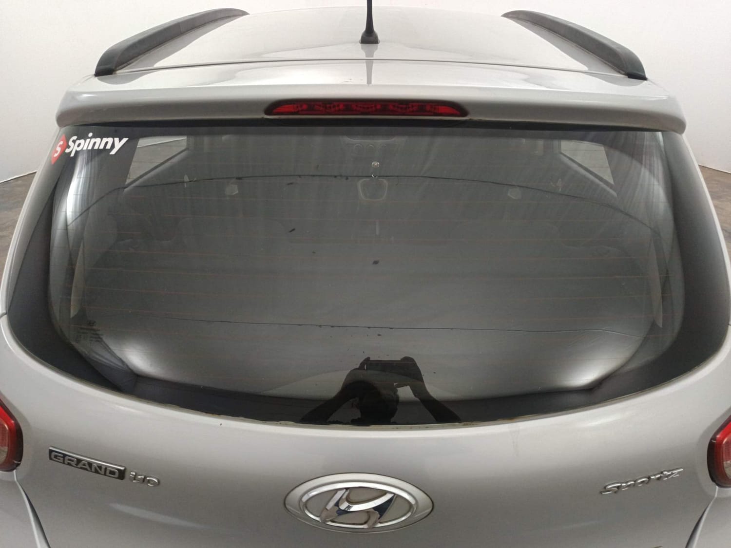 Used 2016 Hyundai Grand i10 Sportz 1.2 Kappa VTVT Petrol Manual exterior BACK WINDSHIELD VIEW