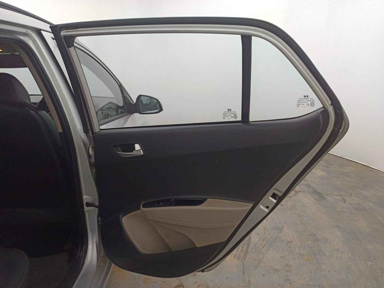 Used 2016 Hyundai Grand i10 Sportz 1.2 Kappa VTVT Petrol Manual interior RIGHT REAR DOOR OPEN VIEW