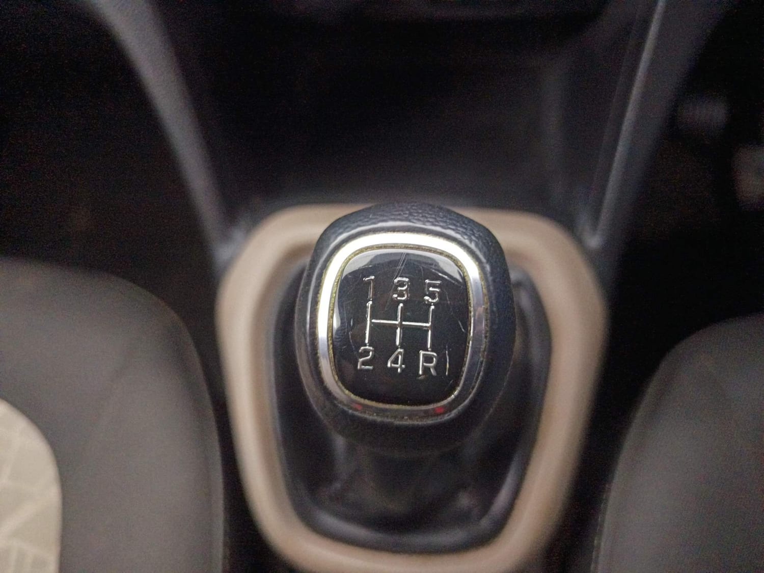 Used 2016 Hyundai Grand i10 Sportz 1.2 Kappa VTVT Petrol Manual interior GEAR  KNOB VIEW