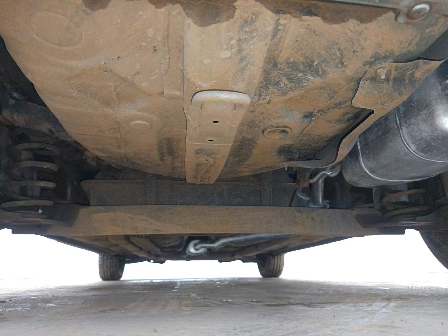 Used 2016 Hyundai Grand i10 Sportz 1.2 Kappa VTVT Petrol Manual extra REAR UNDERBODY VIEW (TAKEN FROM REAR)