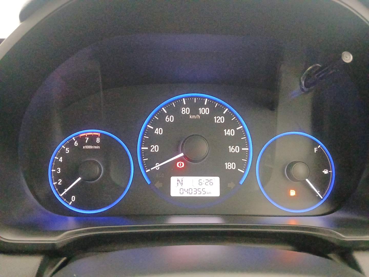 Used 2017 Honda Brio VX AT Petrol Automatic interior CLUSTERMETER VIEW