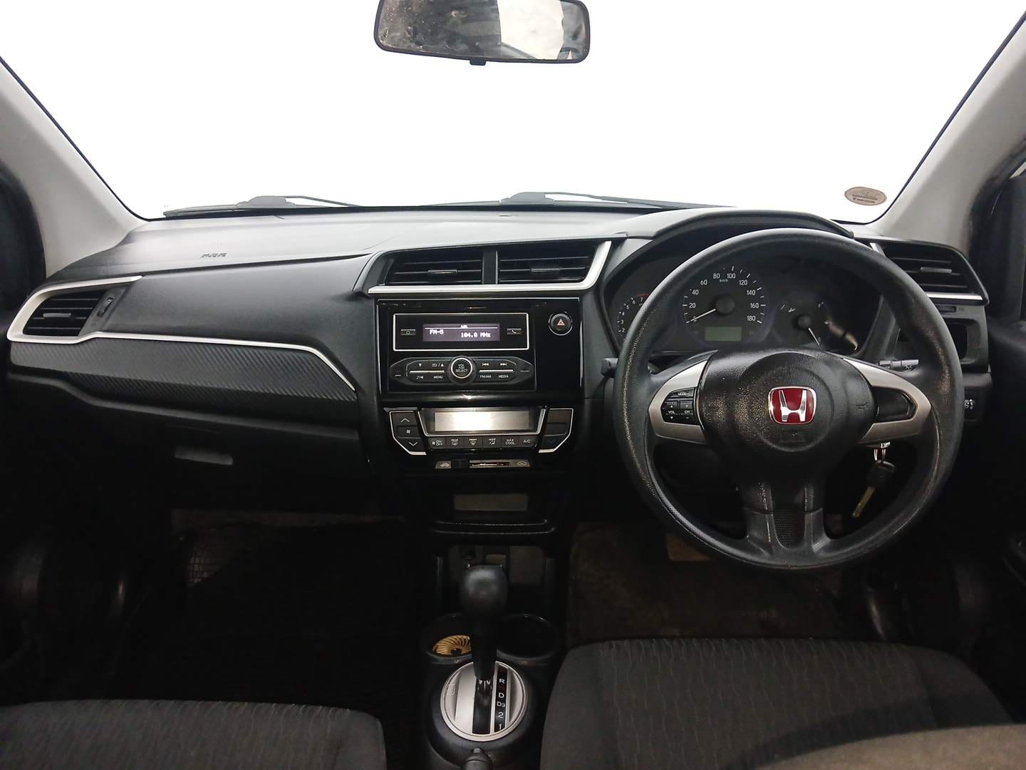 Used 2017 Honda Brio VX AT Petrol Automatic interior DASHBOARD VIEW