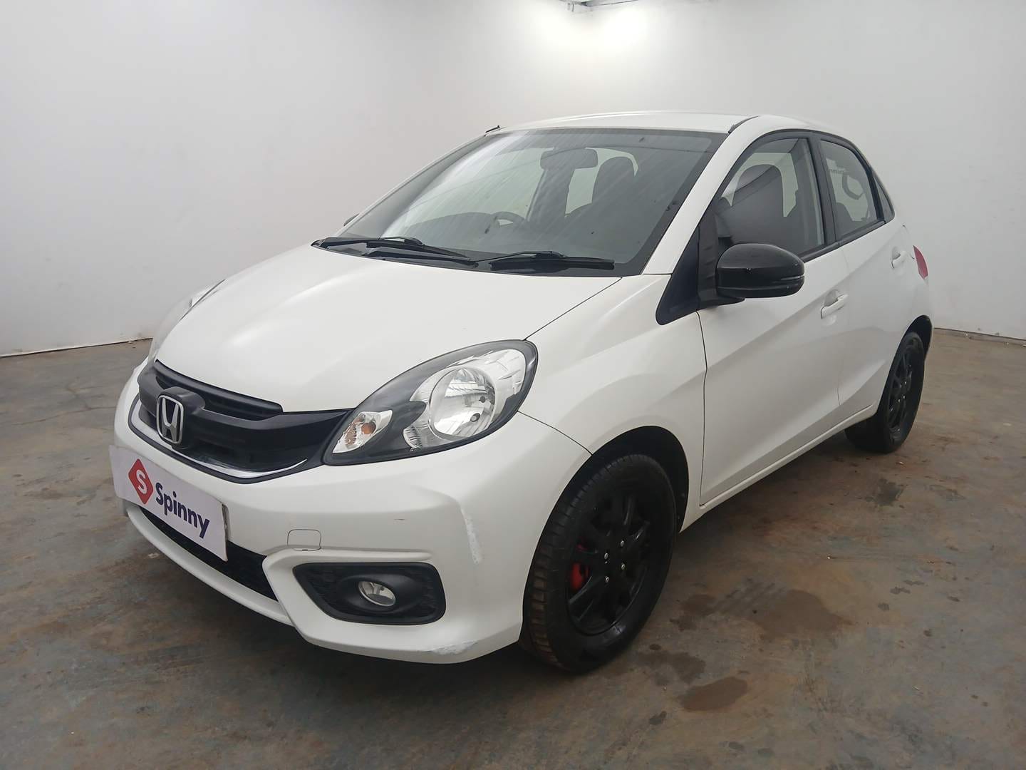 Used 2017 Honda Brio VX AT Petrol Automatic exterior LEFT FRONT CORNER VIEW