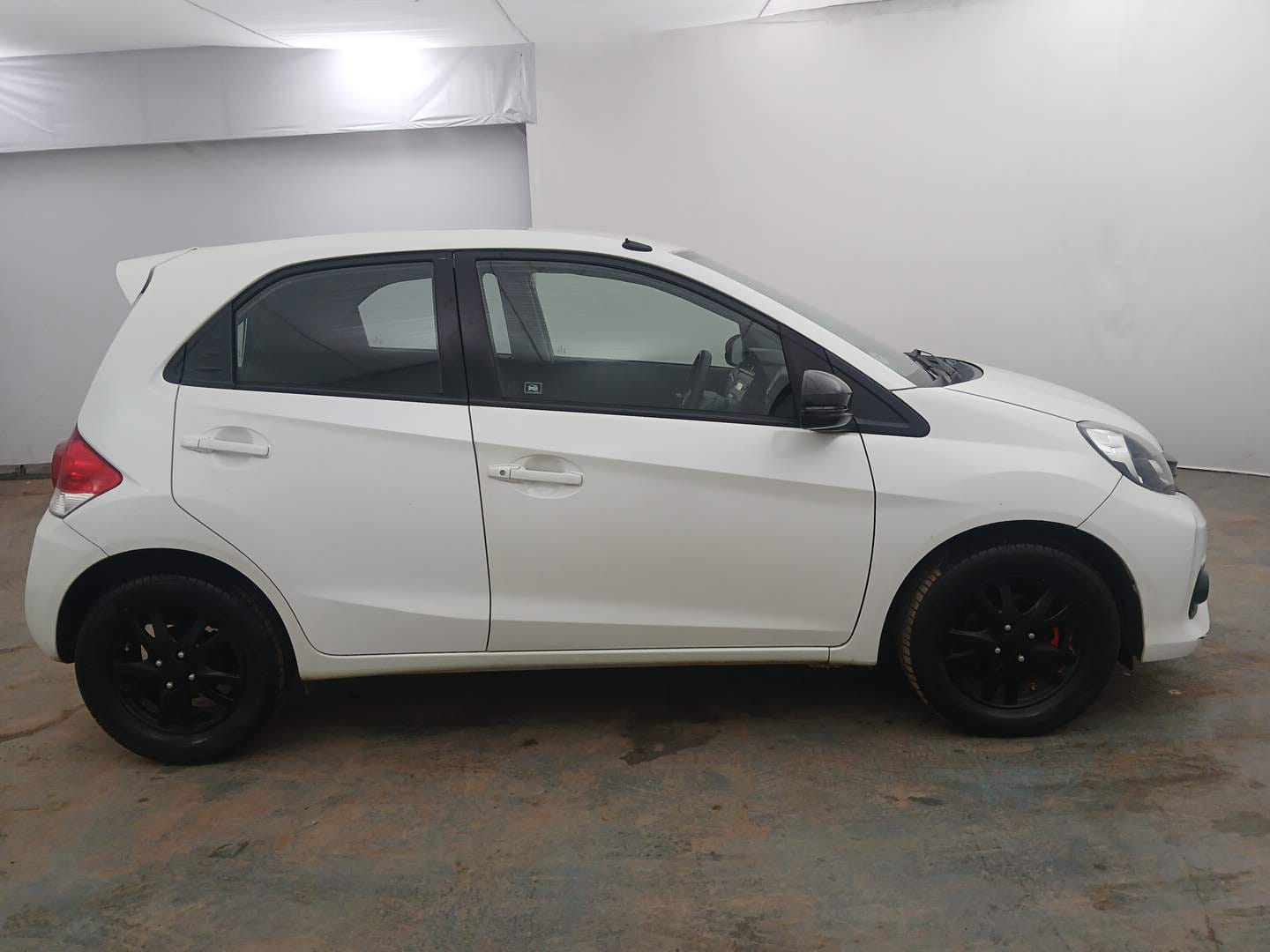 Used 2017 Honda Brio VX AT Petrol Automatic exterior RIGHT SIDE VIEW