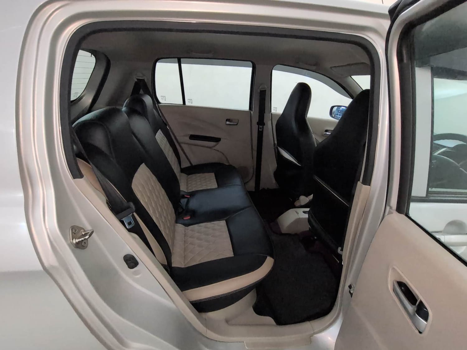 Used 2019 Maruti Suzuki Celerio ZXi AMT Petrol Automatic interior RIGHT SIDE REAR DOOR CABIN VIEW