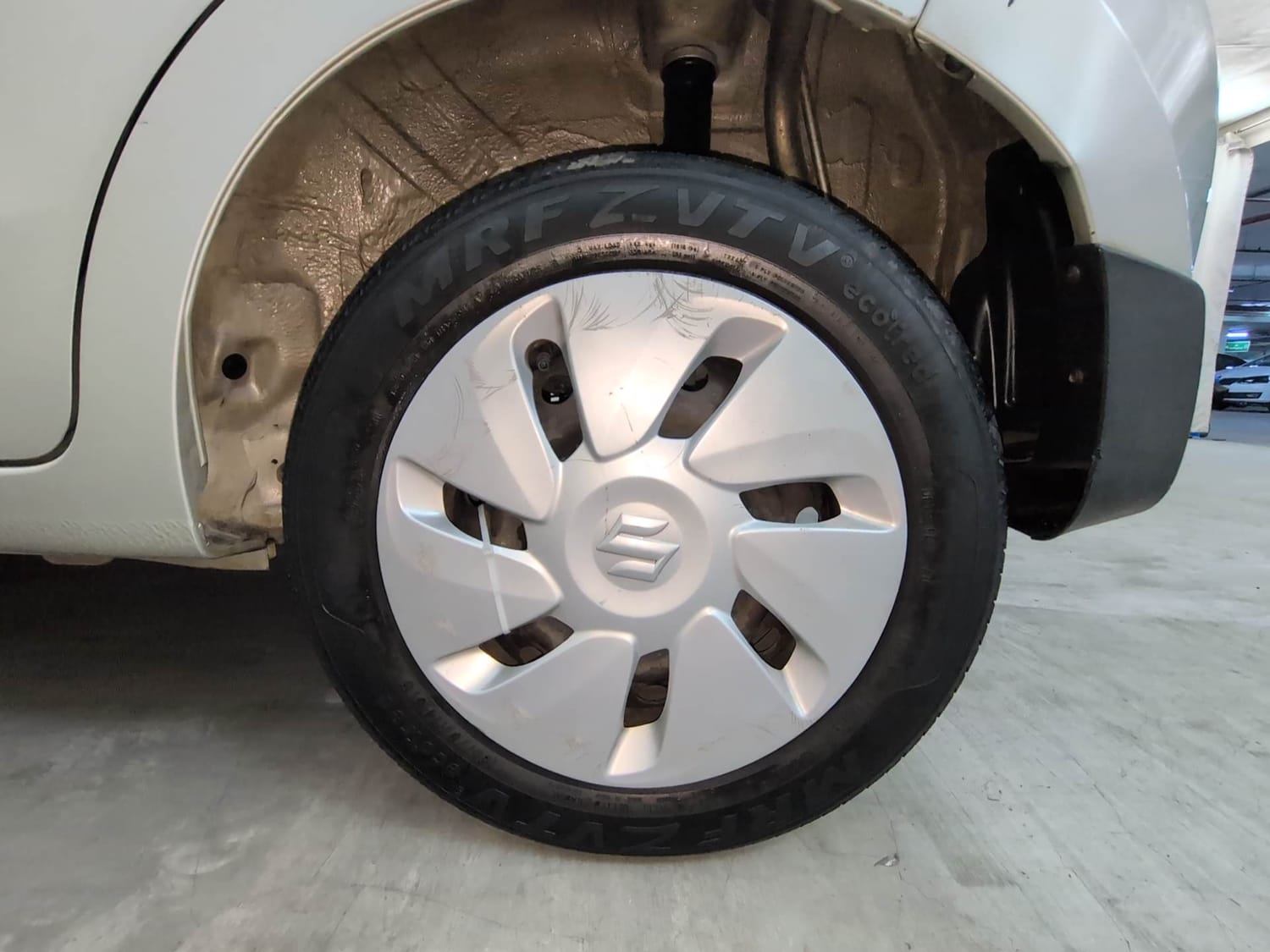Used 2019 Maruti Suzuki Celerio ZXi AMT Petrol Automatic tyres LEFT REAR TYRE RIM VIEW