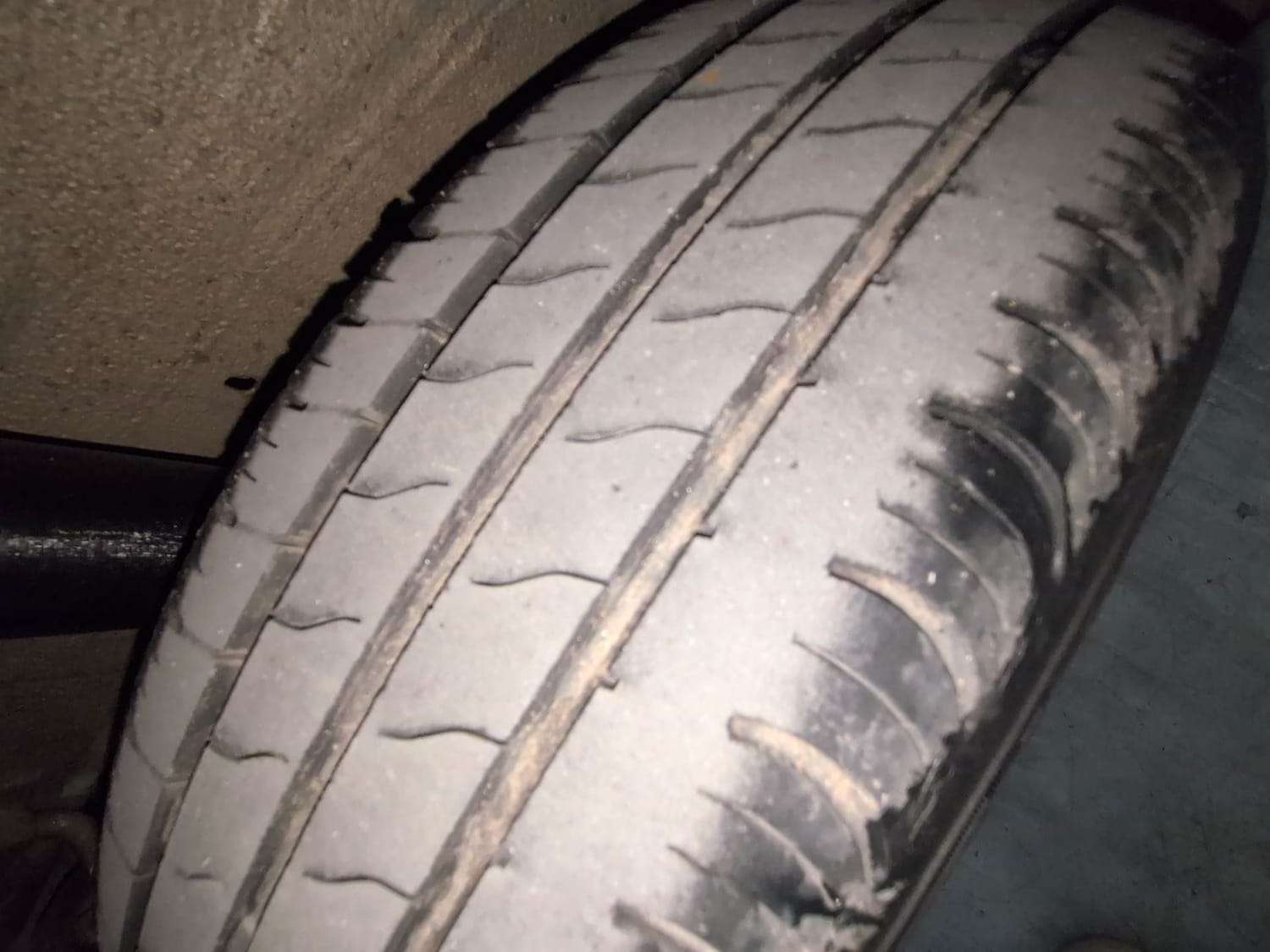 Used 2019 Maruti Suzuki Celerio ZXi AMT Petrol Automatic tyres RIGHT REAR TYRE TREAD VIEW