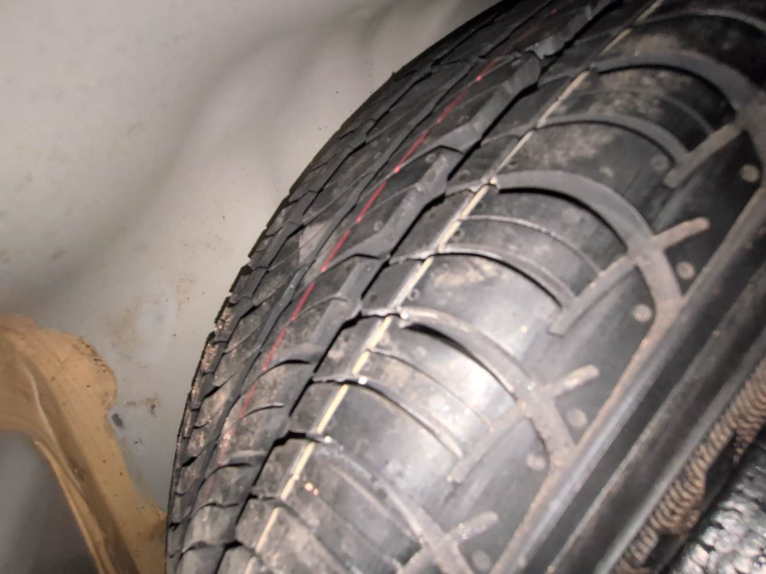 Used 2019 Maruti Suzuki Celerio ZXi AMT Petrol Automatic tyres SPARE TYRE VIEW