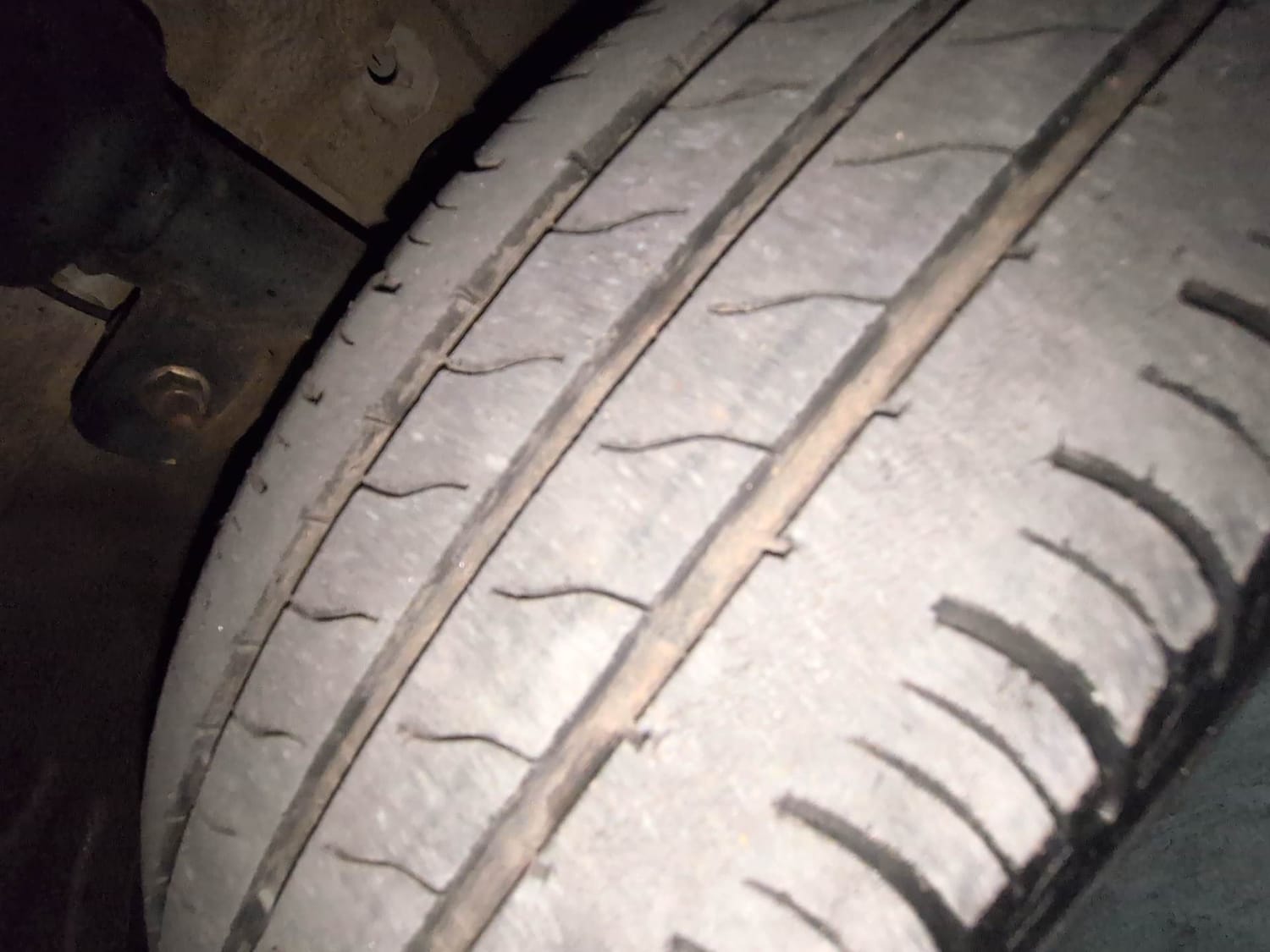 Used 2019 Maruti Suzuki Celerio ZXi AMT Petrol Automatic tyres RIGHT FRONT TYRE TREAD VIEW