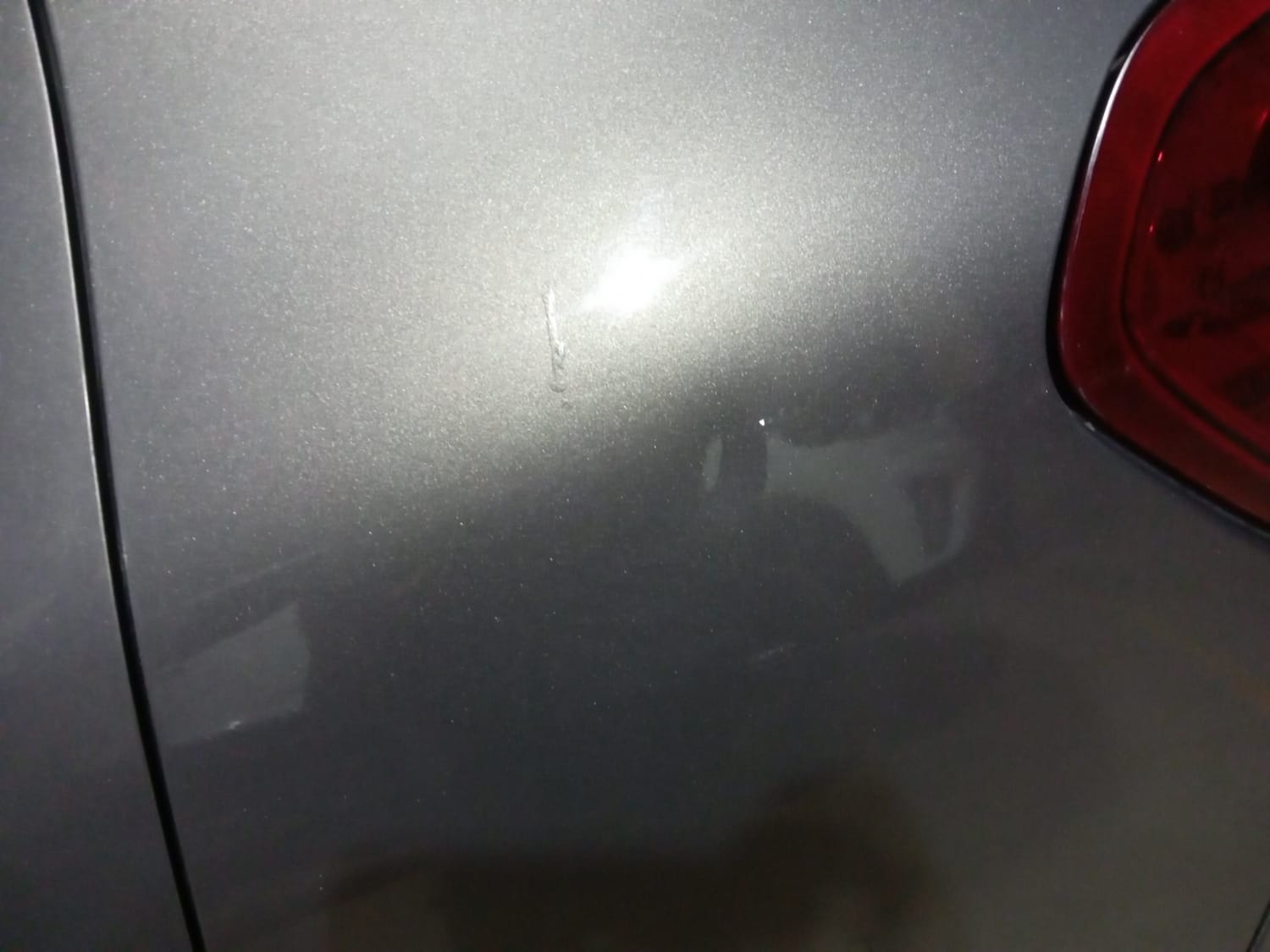 Used 2017 Renault Kwid 1.0 RXT Petrol Manual dents MINOR SCRATCH