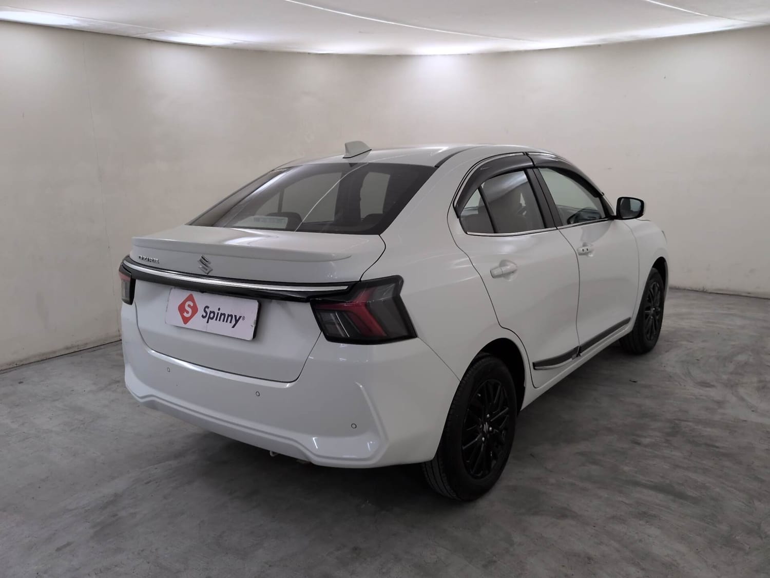 Used 2025 Maruti Suzuki Dzire ZXi AMT Petrol Automatic exterior RIGHT REAR CORNER VIEW