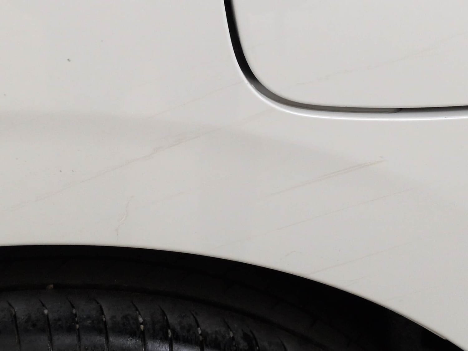 Used 2025 Maruti Suzuki Dzire ZXi AMT Petrol Automatic dents MINOR SCRATCH