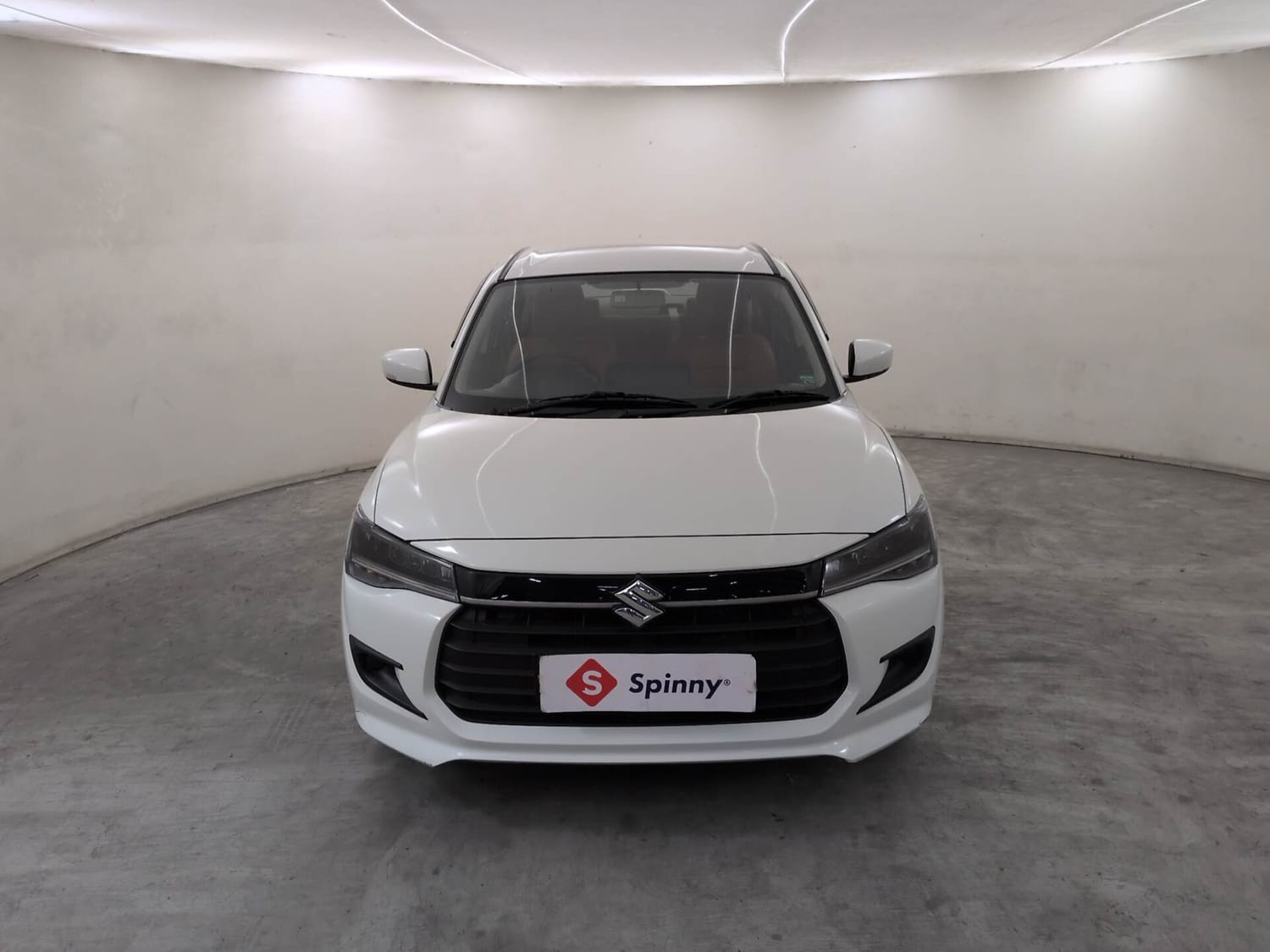Used 2025 Maruti Suzuki Dzire ZXi AMT Petrol Automatic exterior FRONT VIEW