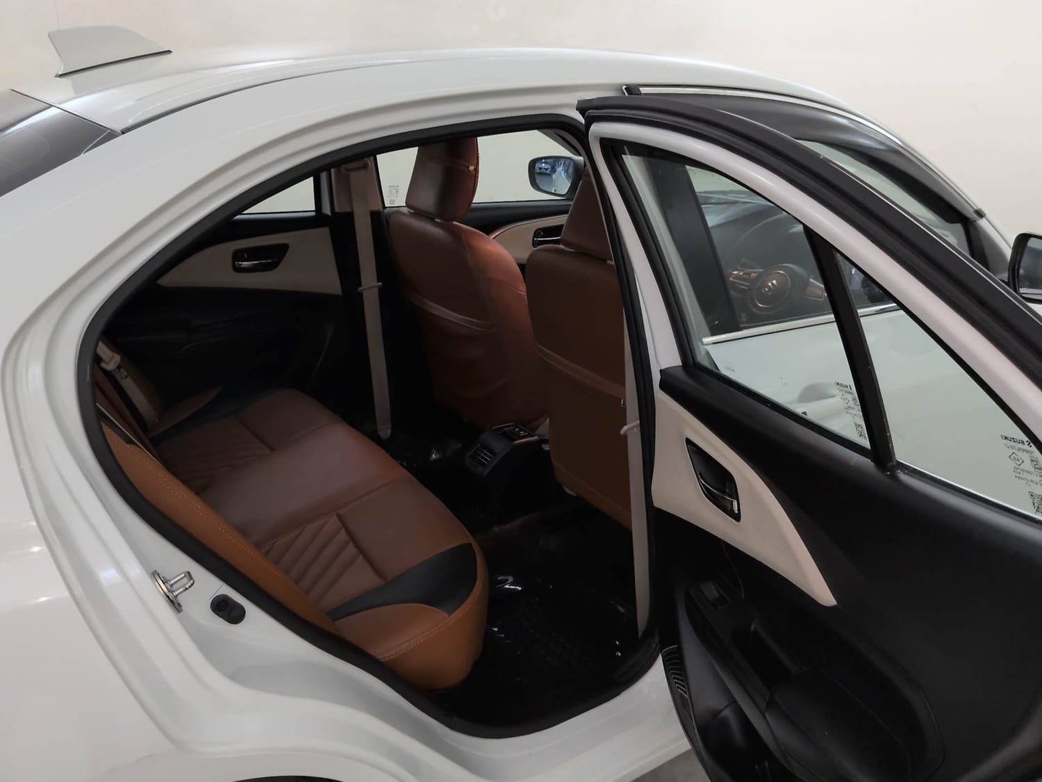 Used 2025 Maruti Suzuki Dzire ZXi AMT Petrol Automatic interior RIGHT SIDE REAR DOOR CABIN VIEW