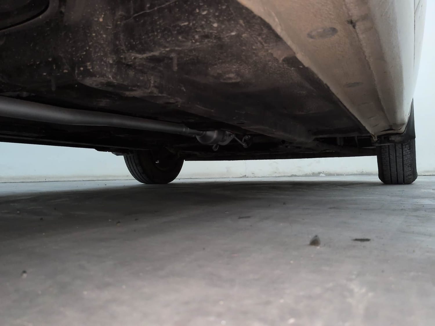 Used 2021 Hyundai Santro Era Executive Petrol Manual extra REAR RIGHT UNDERBODY VIEW