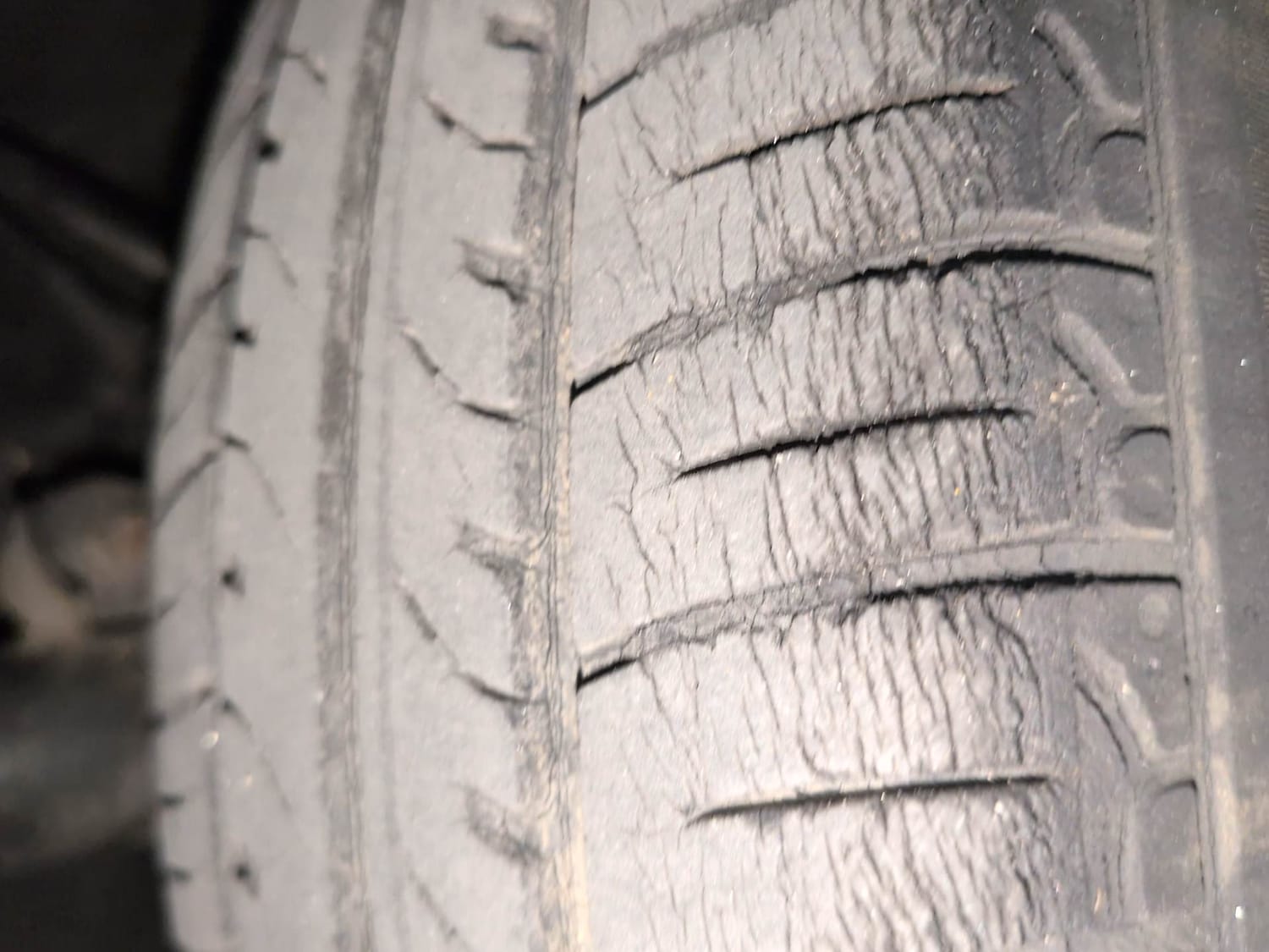 Used 2021 Hyundai Santro Era Executive Petrol Manual tyres LEFT FRONT TYRE TREAD VIEW