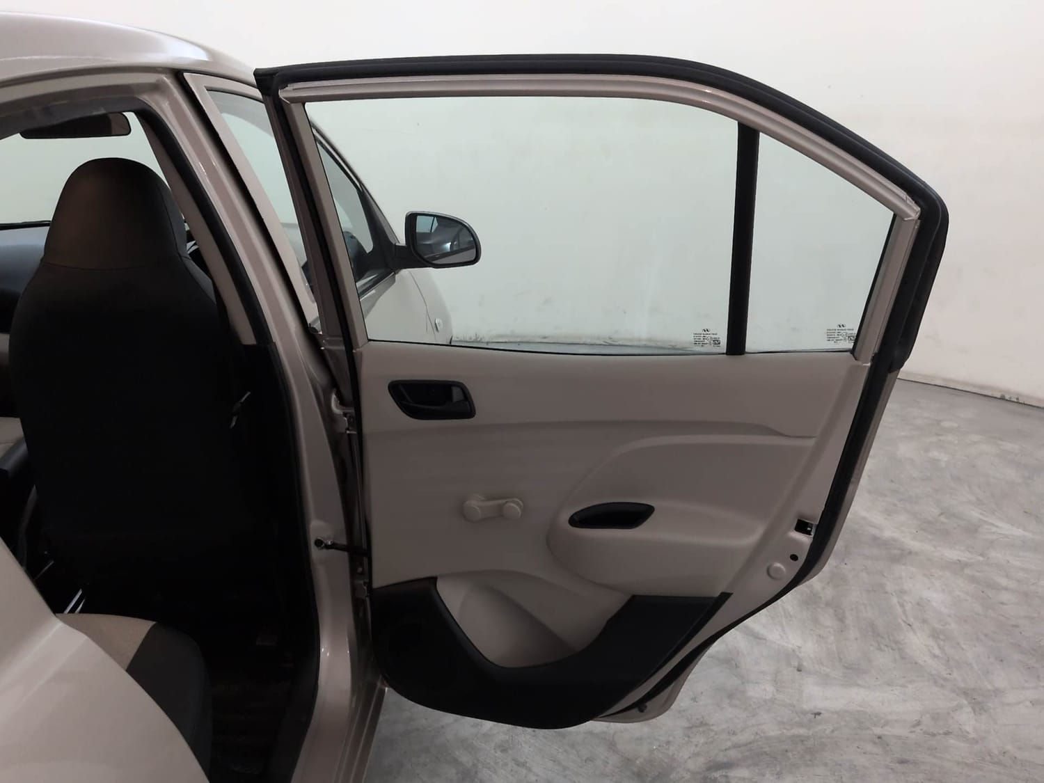 Used 2021 Hyundai Santro Era Executive Petrol Manual interior RIGHT REAR DOOR OPEN VIEW