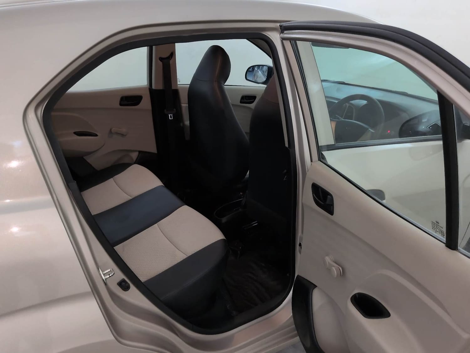 Used 2021 Hyundai Santro Era Executive Petrol Manual interior RIGHT SIDE REAR DOOR CABIN VIEW