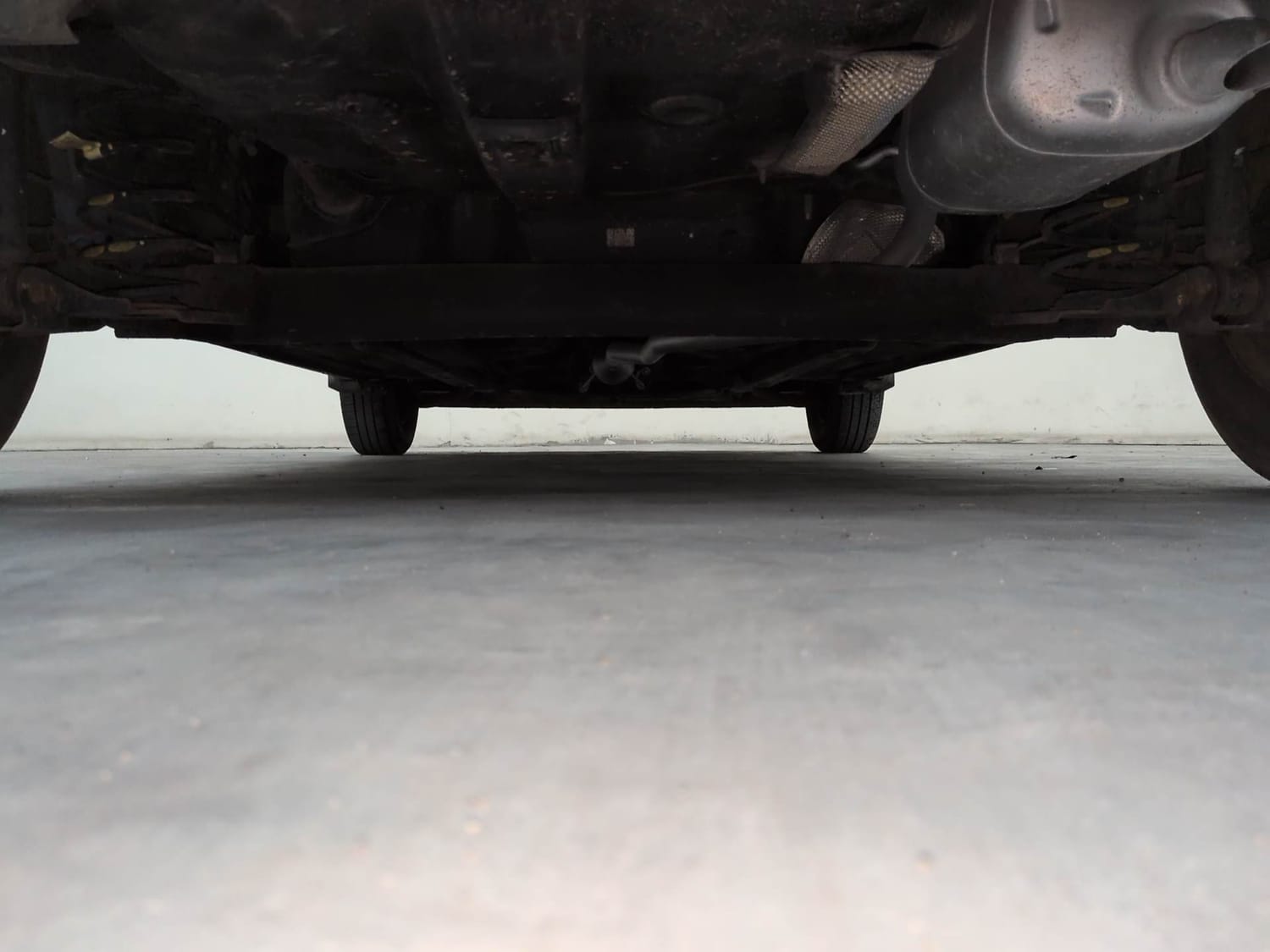 Used 2021 Hyundai Santro Era Executive Petrol Manual extra REAR UNDERBODY VIEW (TAKEN FROM REAR)